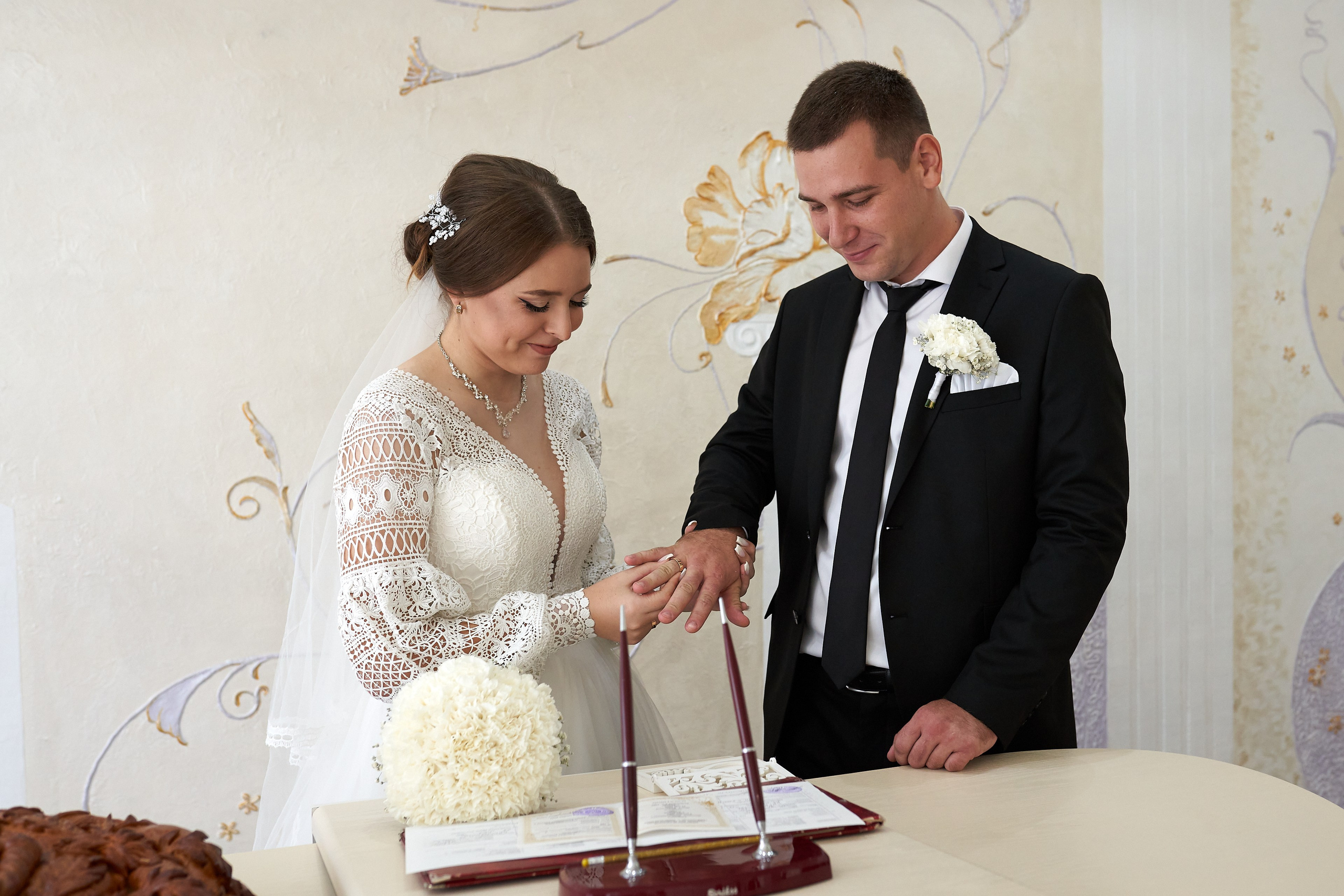 Дмитрий и Ирина. Дмитрий и Каролина Тофан