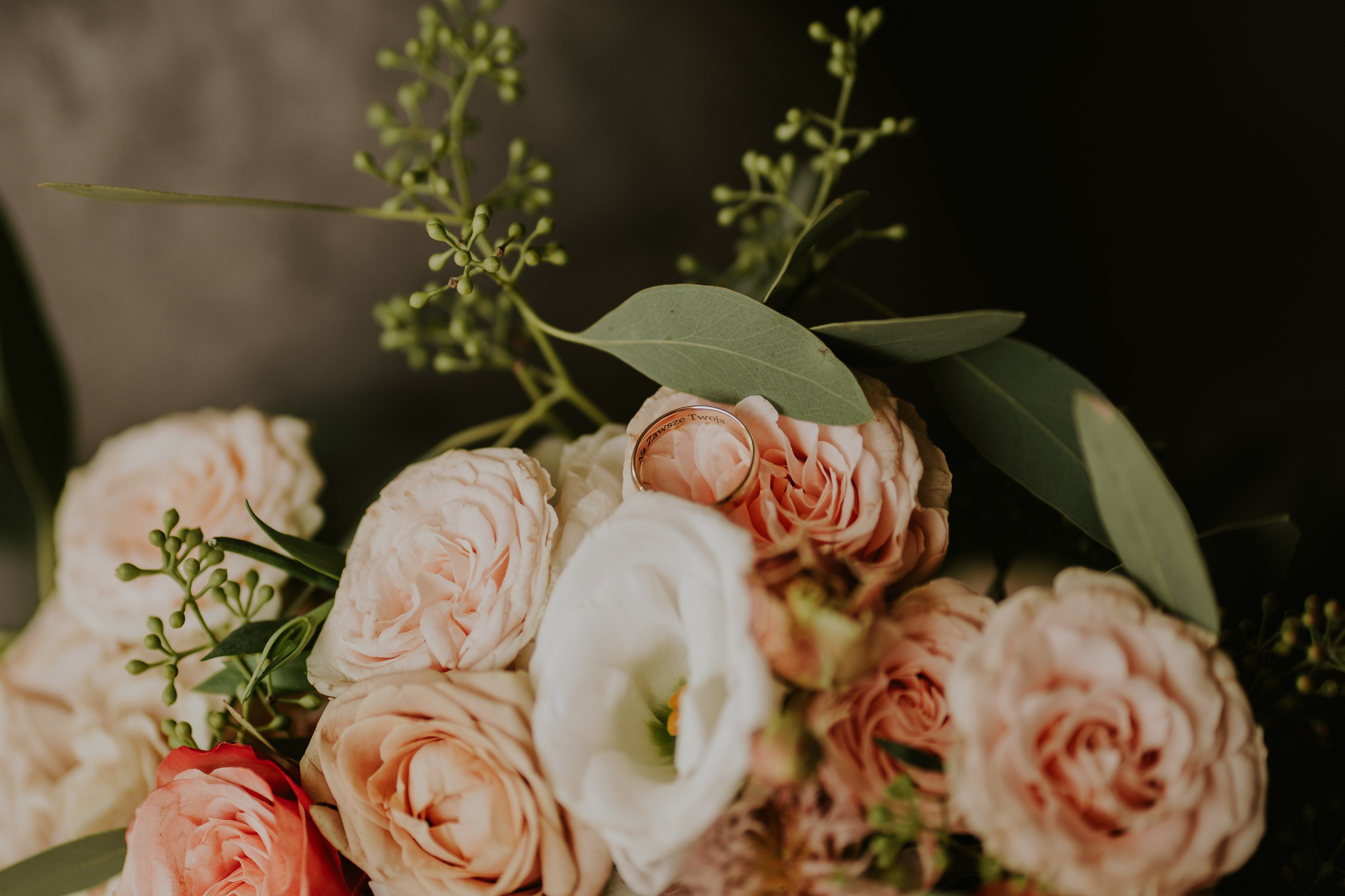 Sala Koralowa w Jaworzu: Opowieść o ślubie Nikoli i Kacpra. Karkowskafoto - fotografia miłości