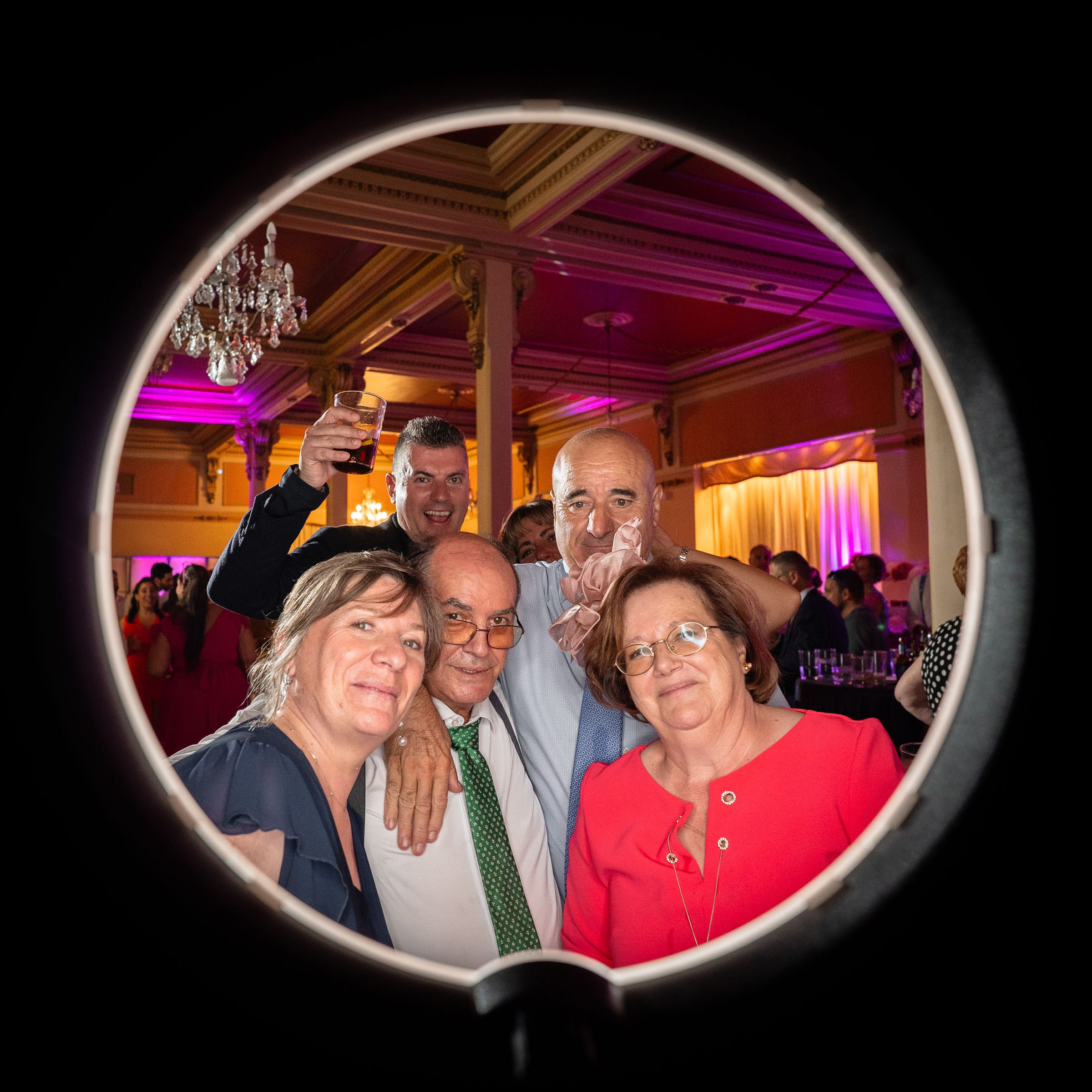 Photocircle y fotos de boda de Andrea y Jose en el Casino de Huesca. PIXLOVE - Fotógrafos de bodas Huesca Pirineos Zaragoza