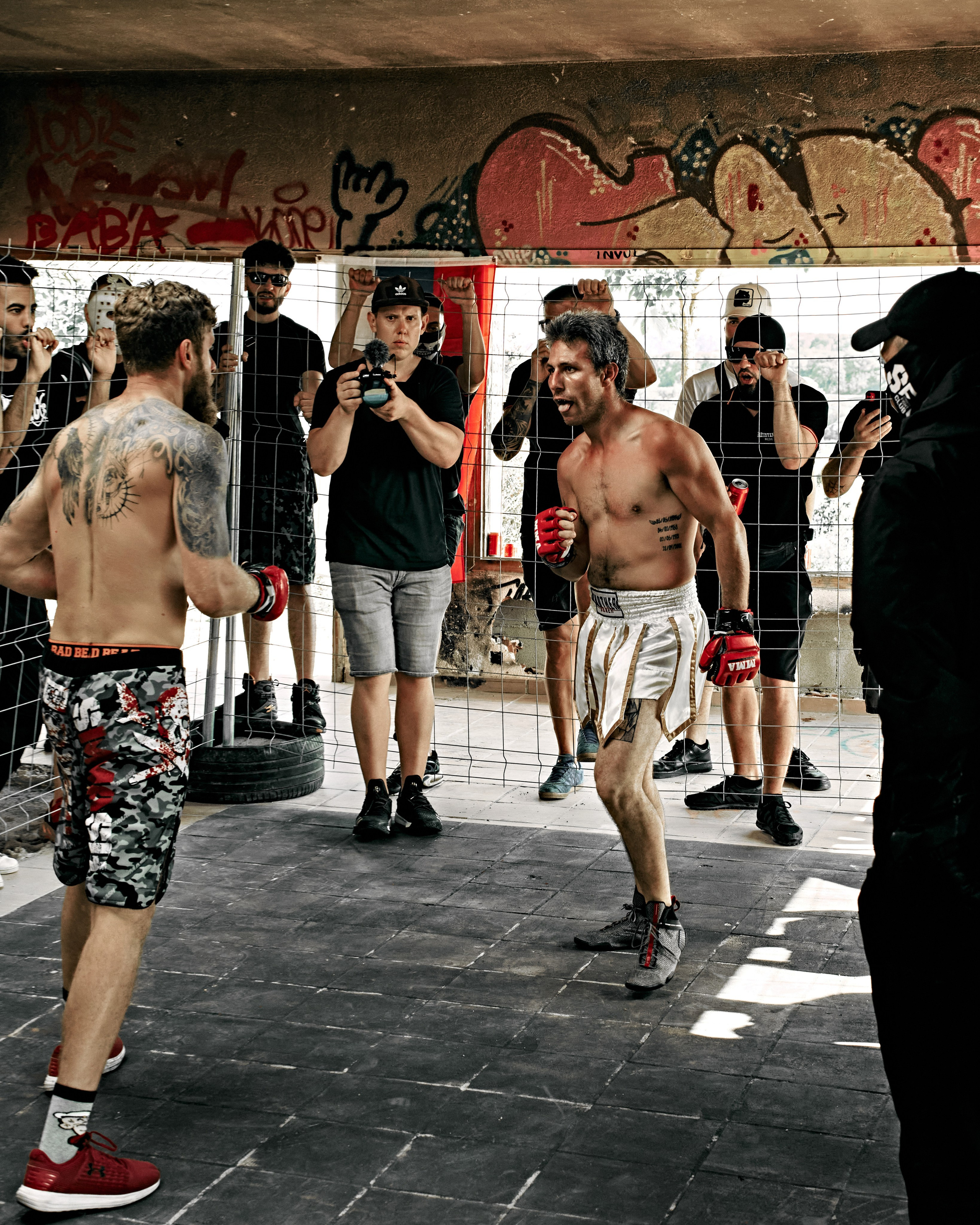 Уличные бои. Фотограф в Барселоне Жанна Захарченко