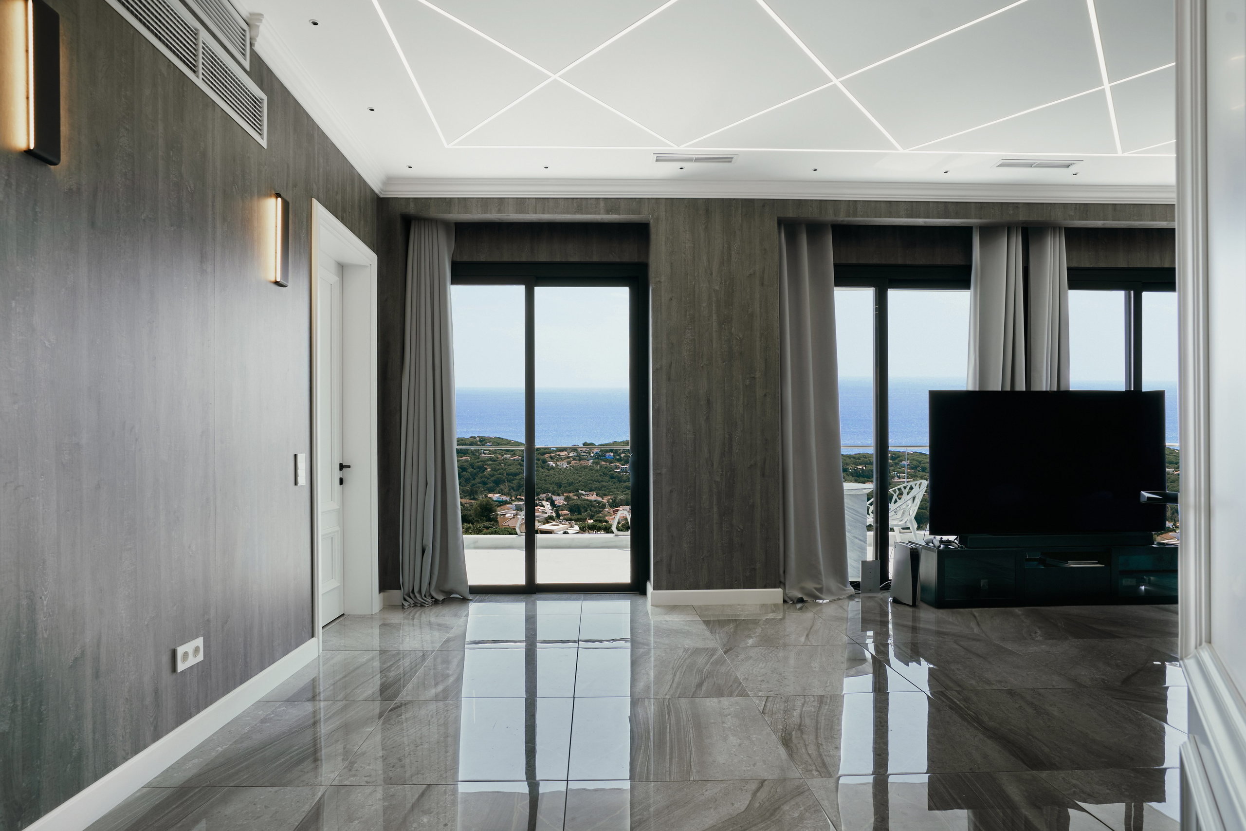 House 1. Фотограф в Барселоне Жанна Захарченко