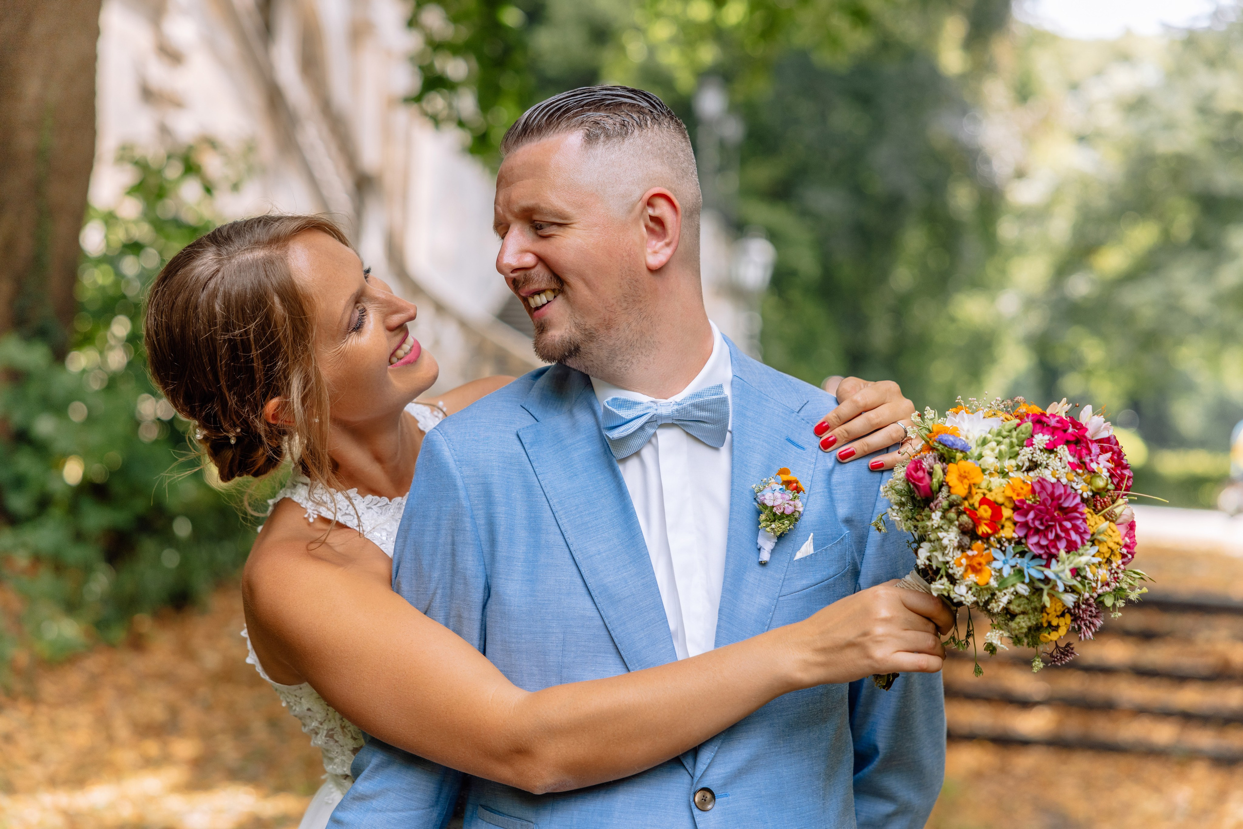 Sandra und Kevin: Standesamt Unterföring und Friedensengel. Hochzeitsfotograf München Taufe Familienfotograf Tanja Mauke