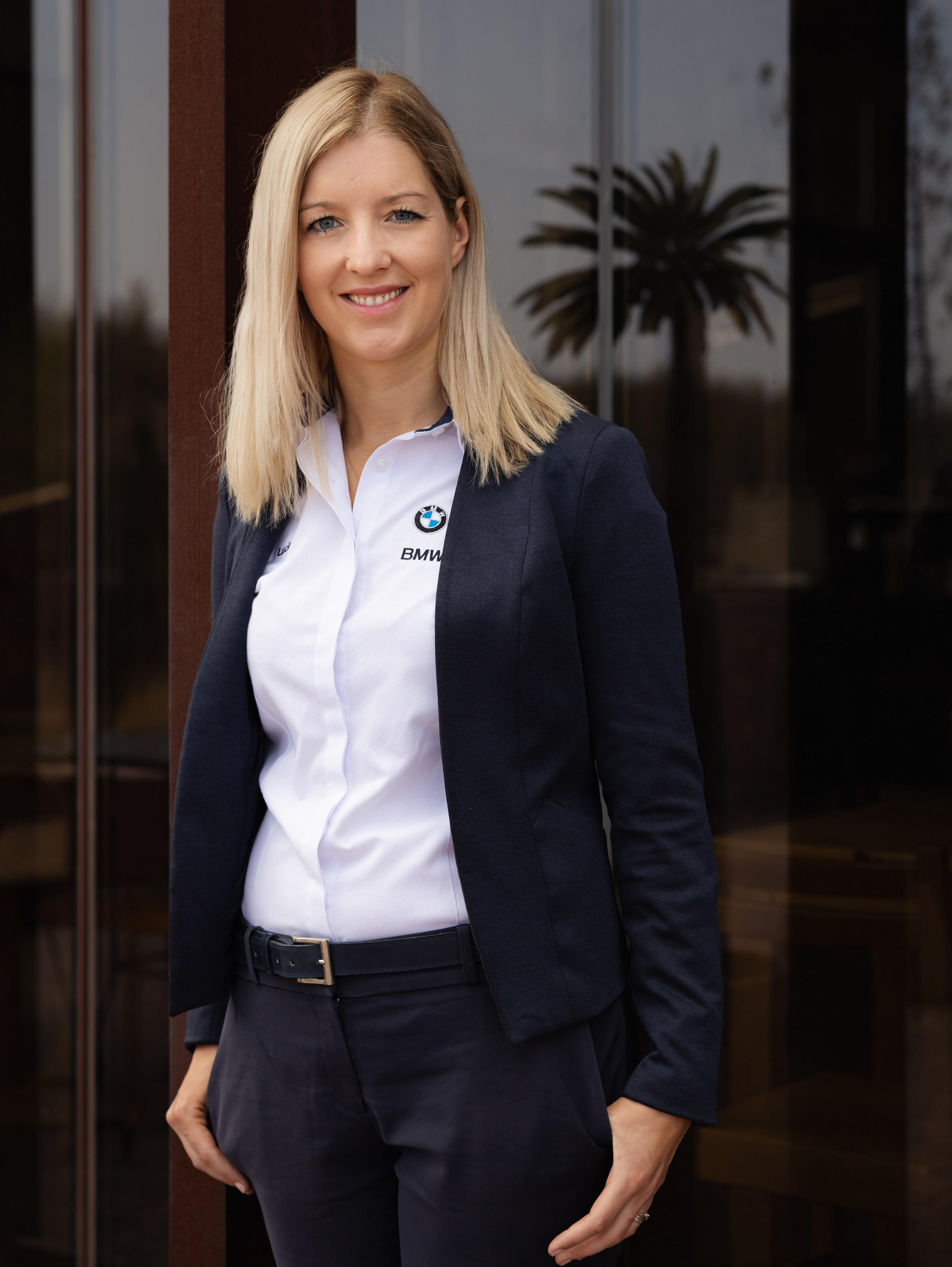 Women Business Portrait. Lifestyle a rodinná fotografka v Pisku Oxana Telupilova