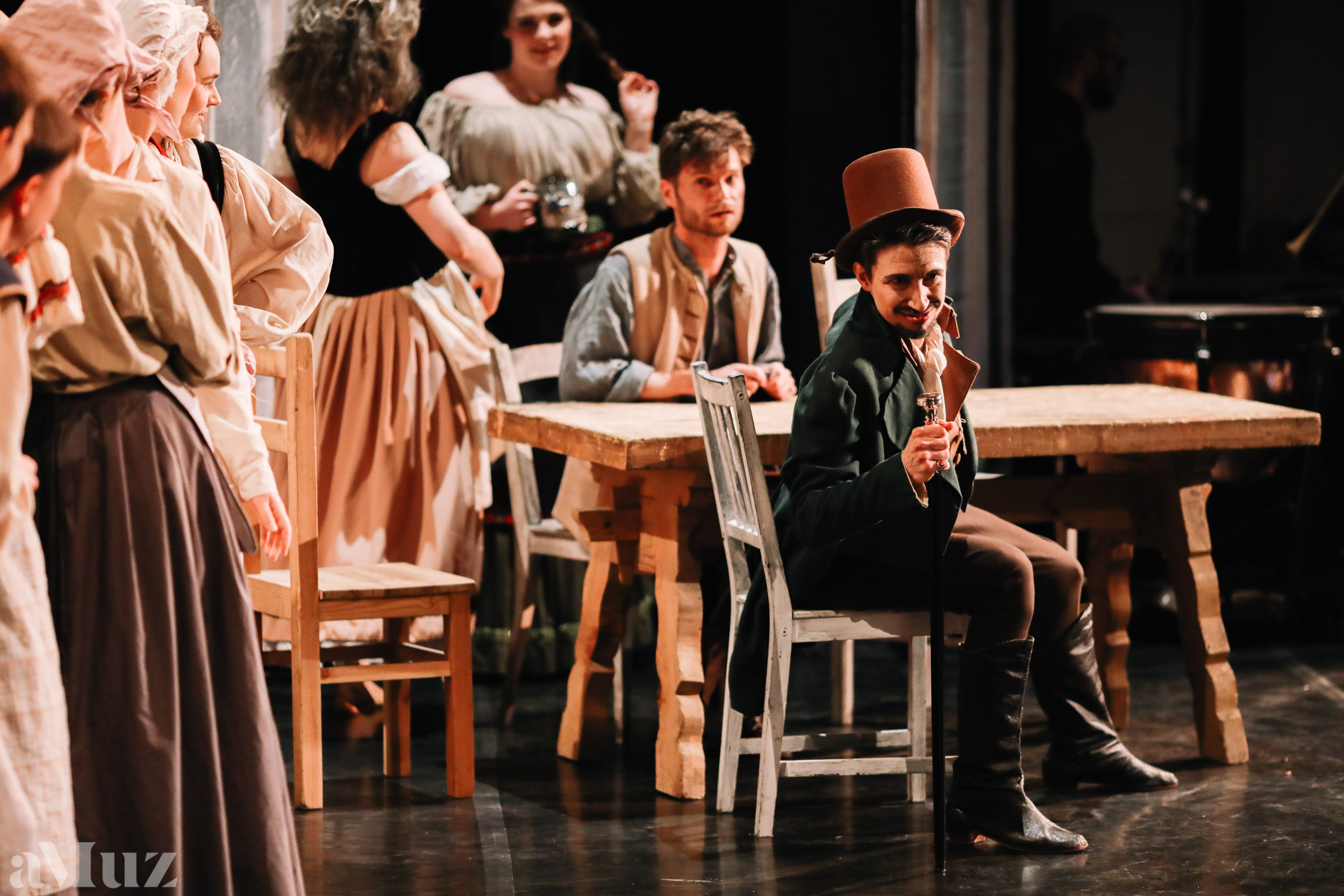 Opera Łąkowa. Fotograf Ślubny Warszawa - Sesje Biznesowe Rodzinne Eventy