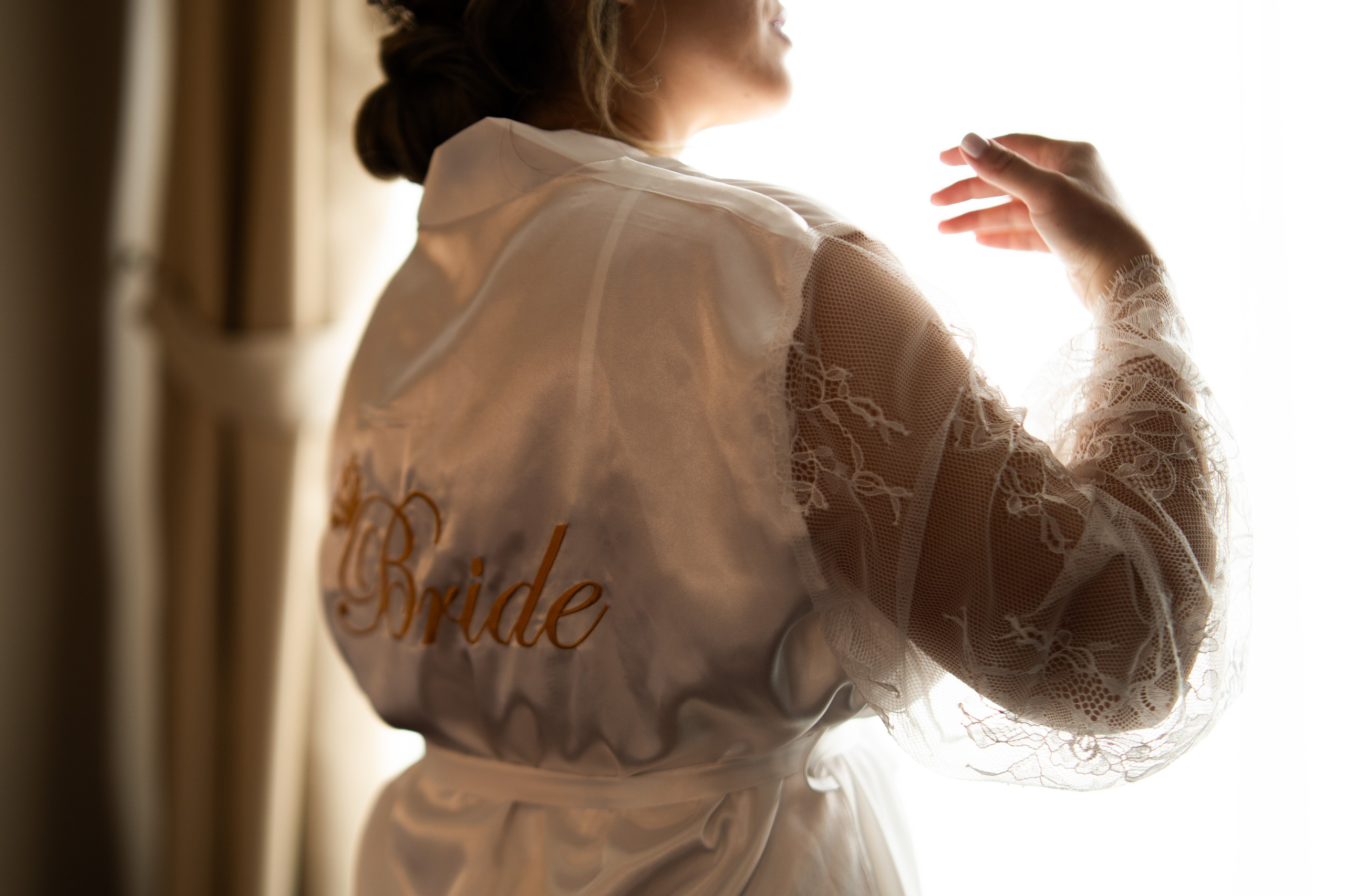 Alexandra + Andrei / Iasi. Foto-Video Nunta Iasi, Suceava, Bucuresti / Disponibilitate 2025 — 2026 — 2027