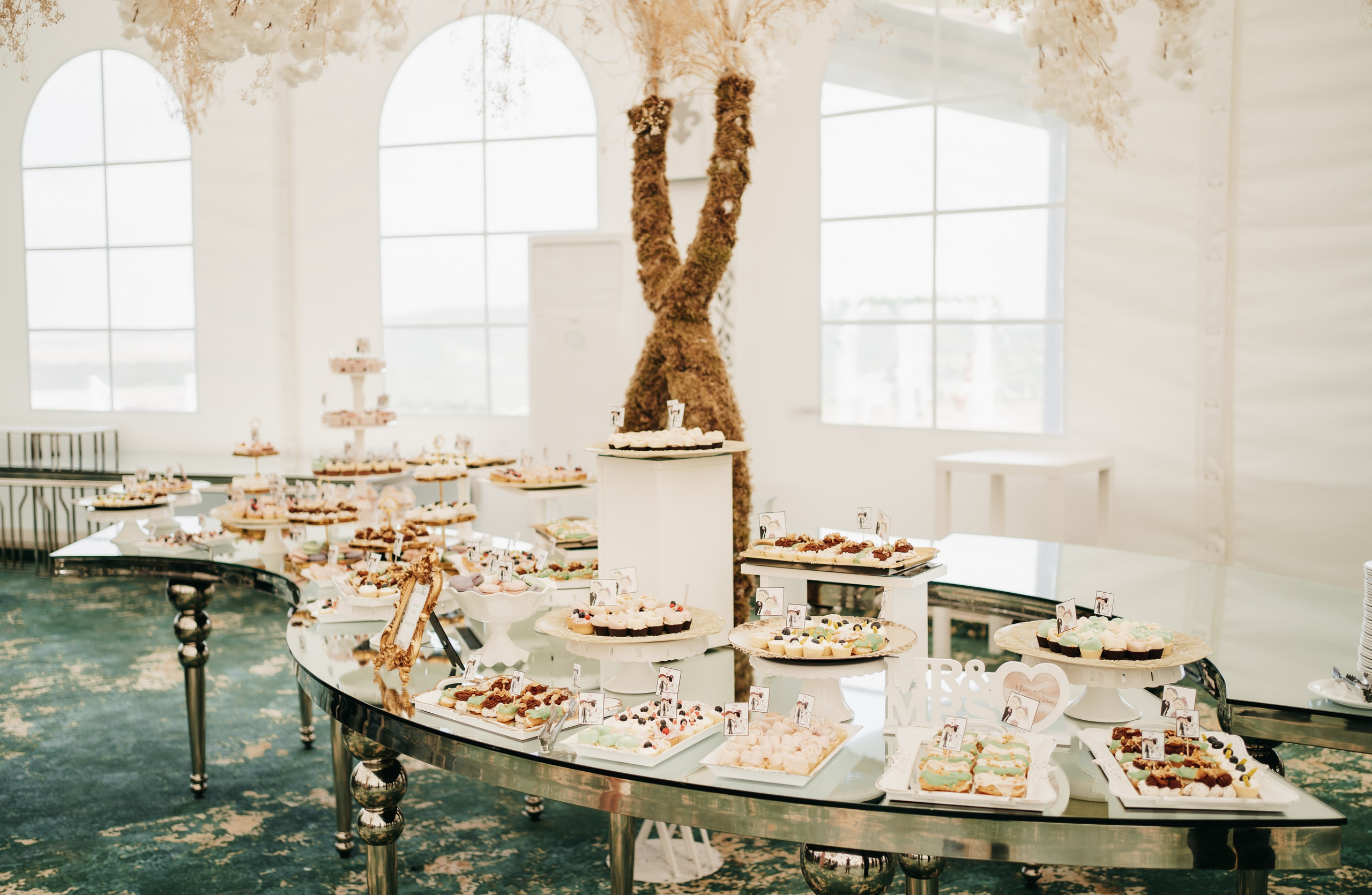 R & E. Fotograf Nunta Iasi - Hearts & Pictures