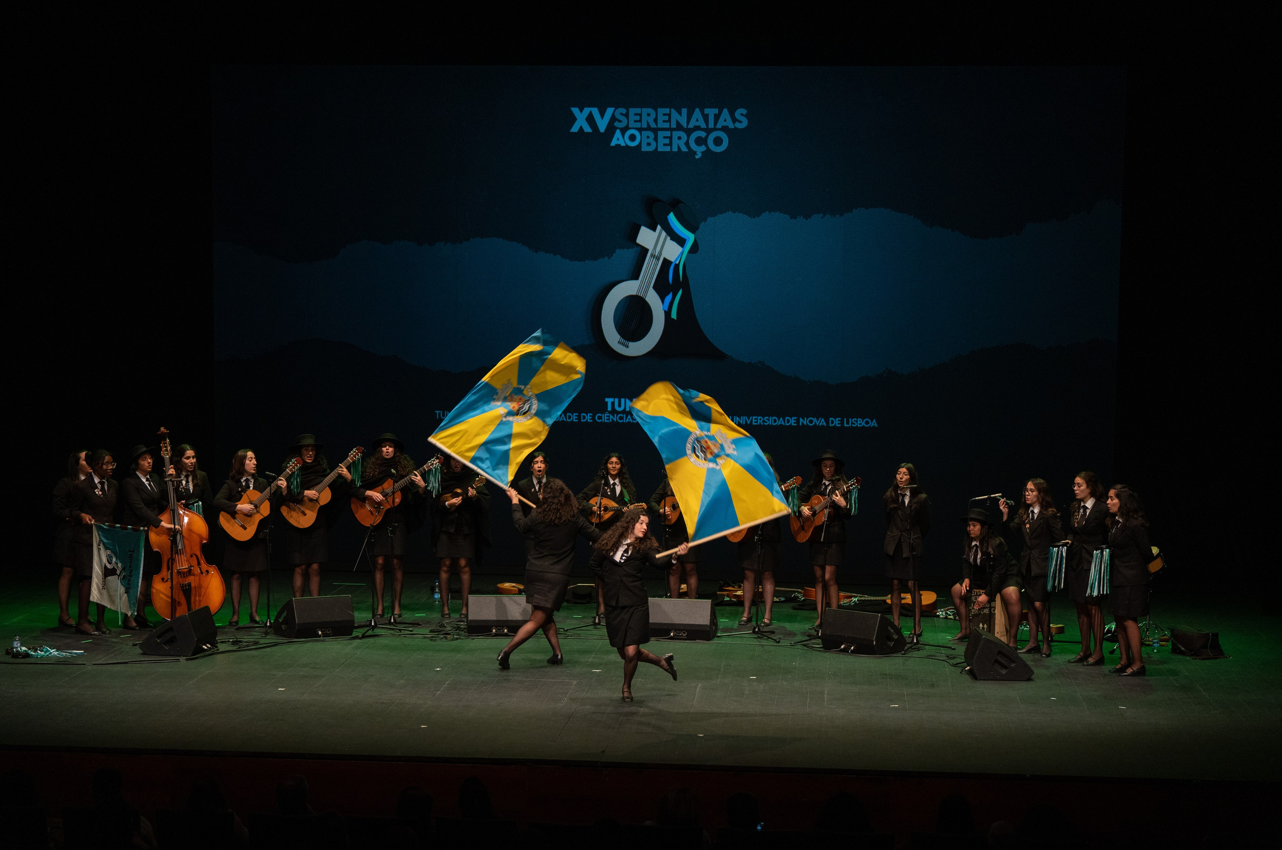 Grupos Culturais e Espétaculos. Ínicio