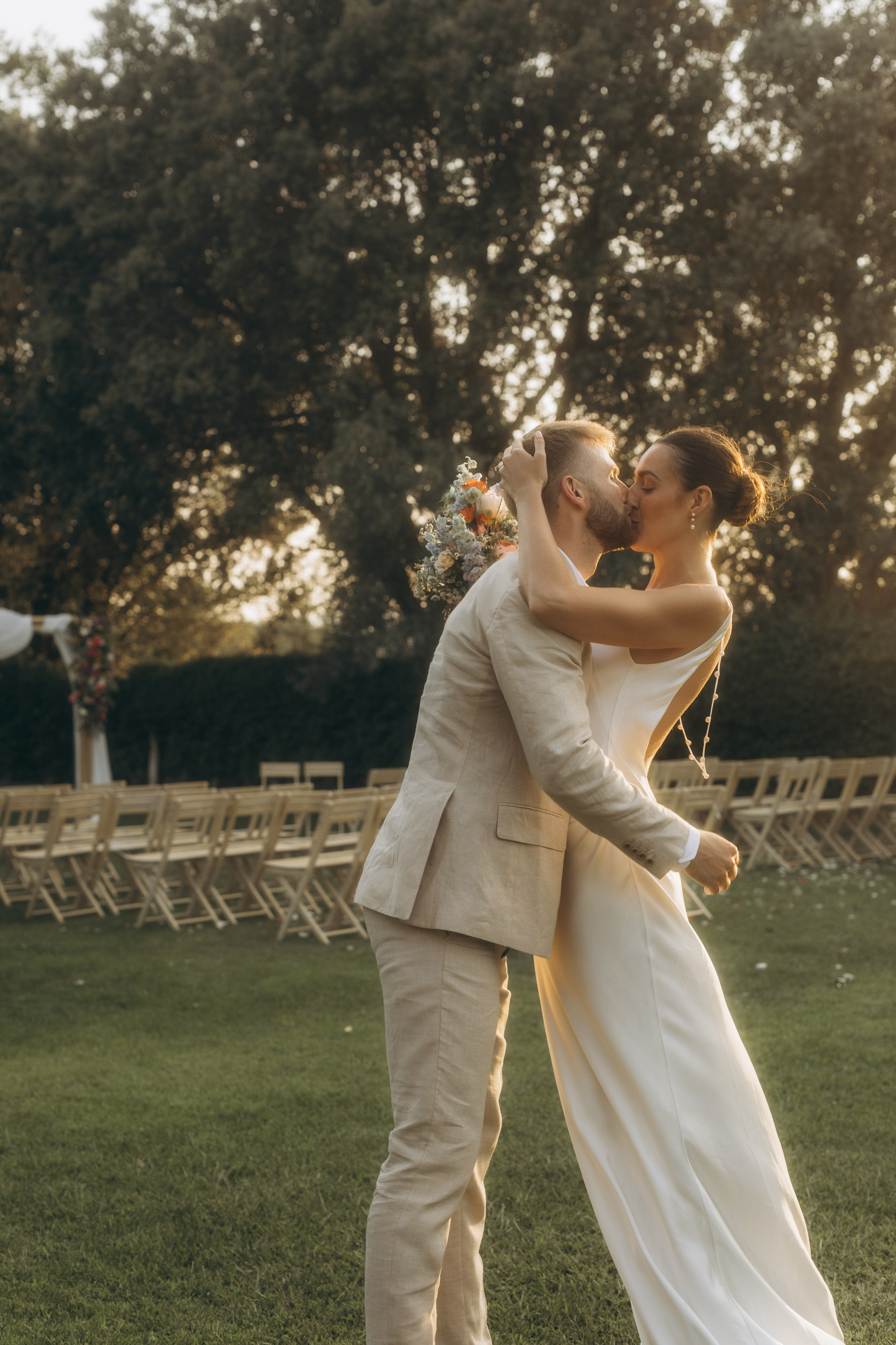 Lauren & Jamie. Hotel Castell d’Emporda. Paola wedding photographer / videographer in Barcelona