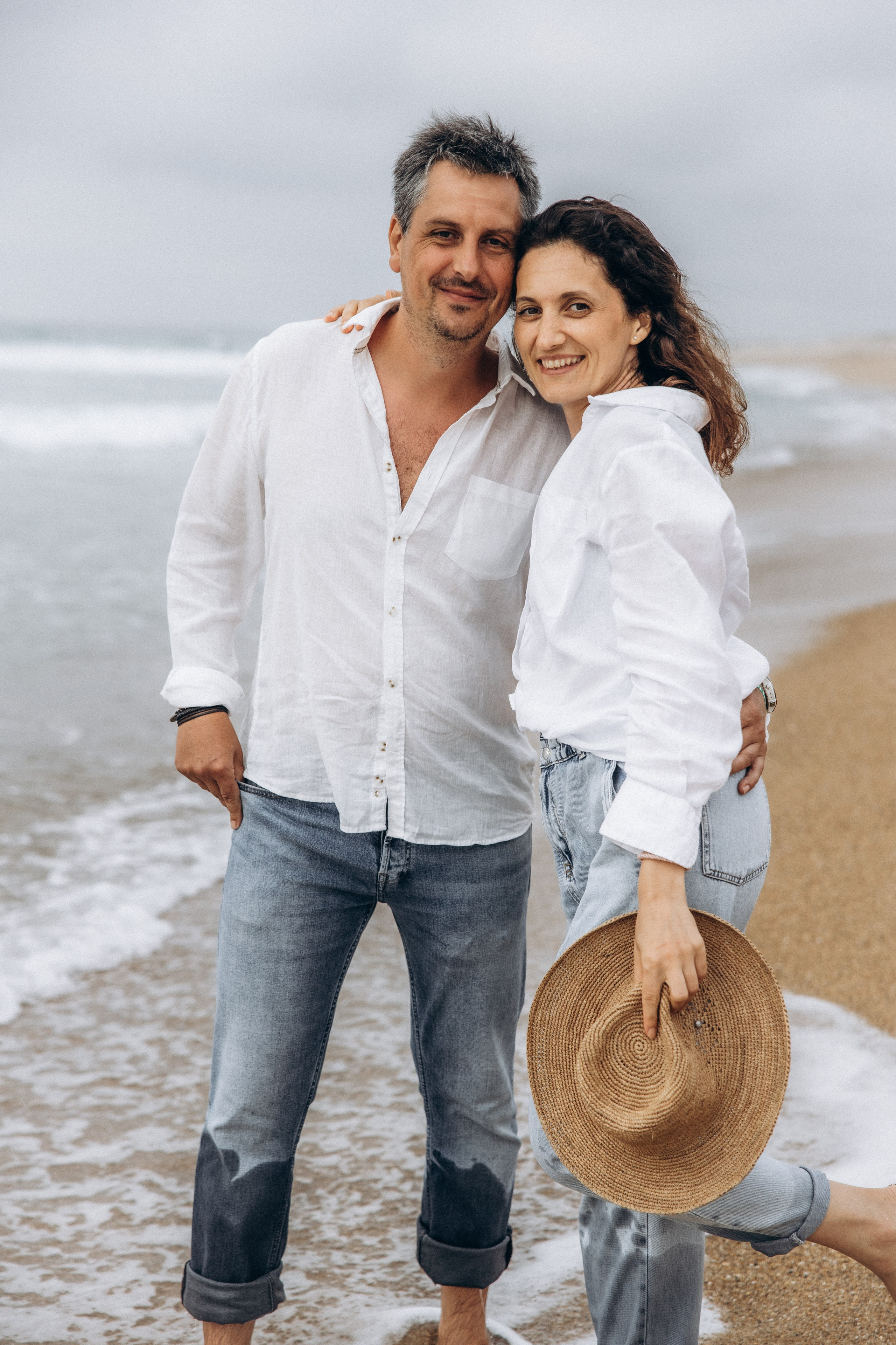 Ocean love story. La Grande Plage de Biarritz/EN. Eugenie Smirnova — wedding, corporate and lifestyle photographer in Toulouse and Southwest France