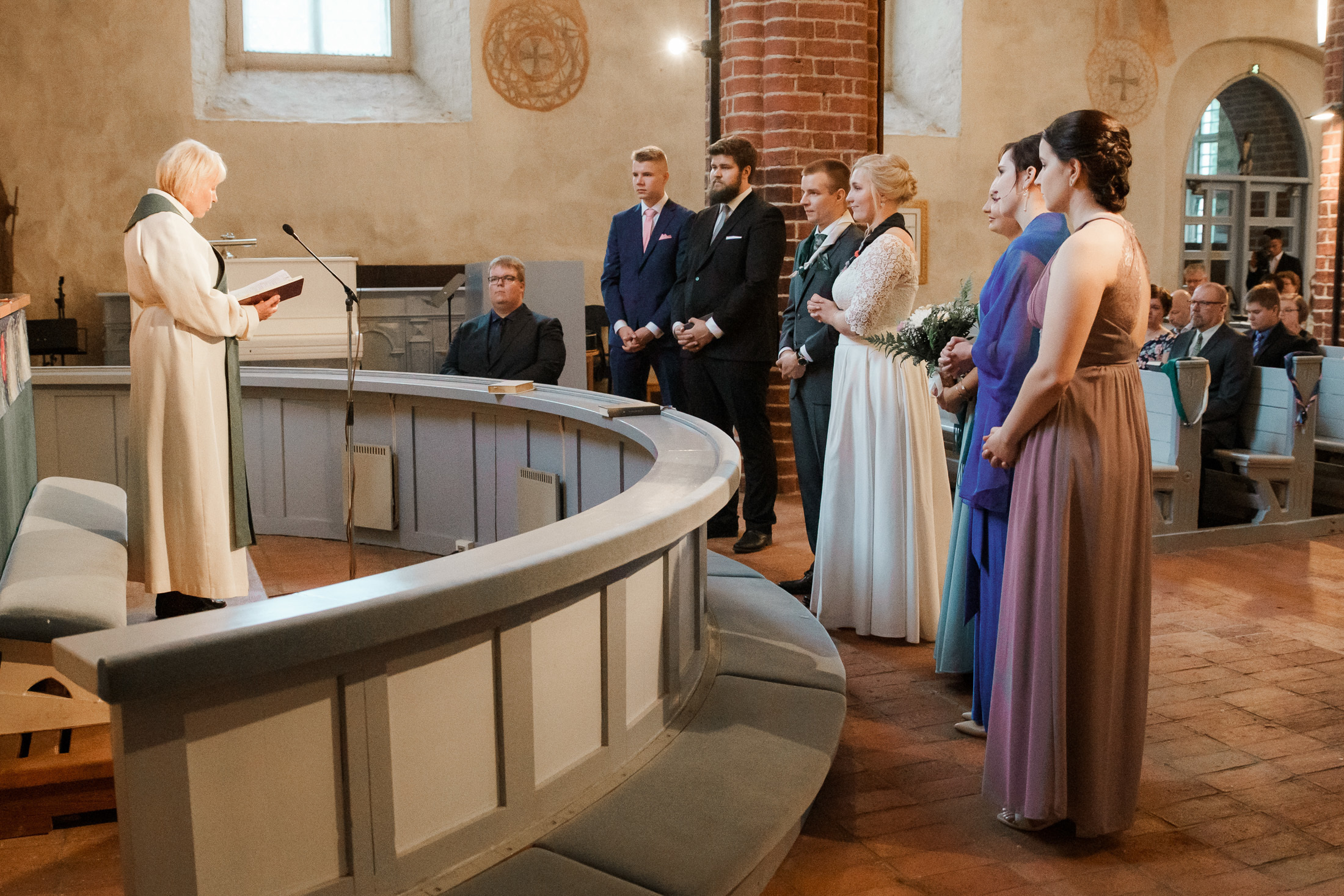 Anniina&Teemu, Pyhtään kirkonkylä, hääkuvaaja Kotka