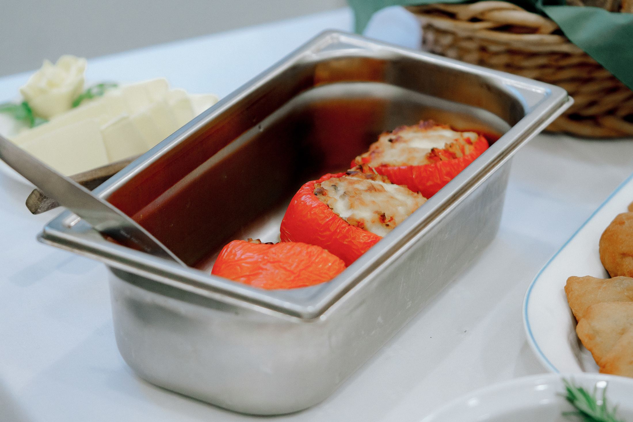 Anniina&Teemu, Pyhtään kirkonkylä, hääkuvaaja Kotka