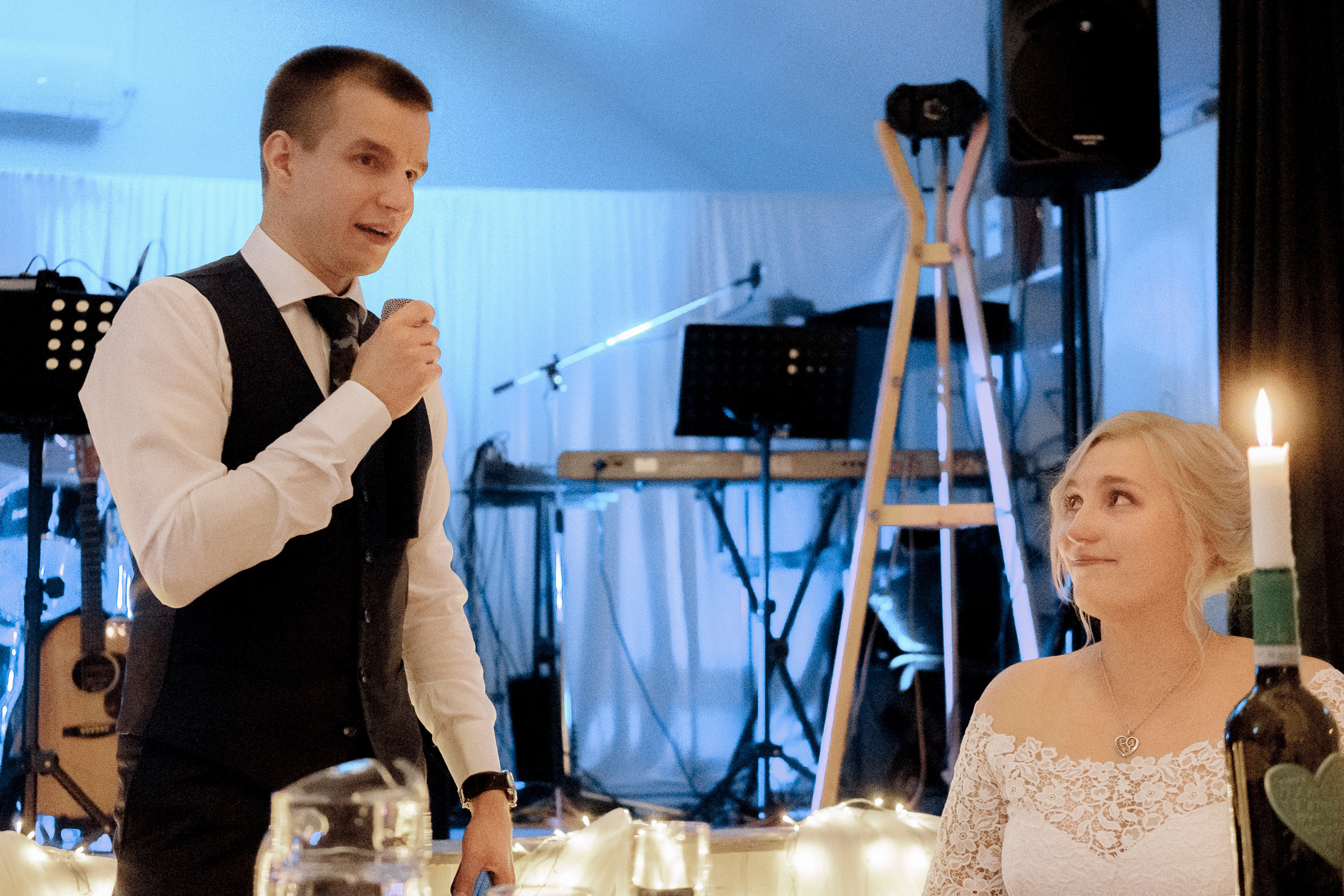 Anniina&Teemu, Pyhtään kirkonkylä, hääkuvaaja Kotka