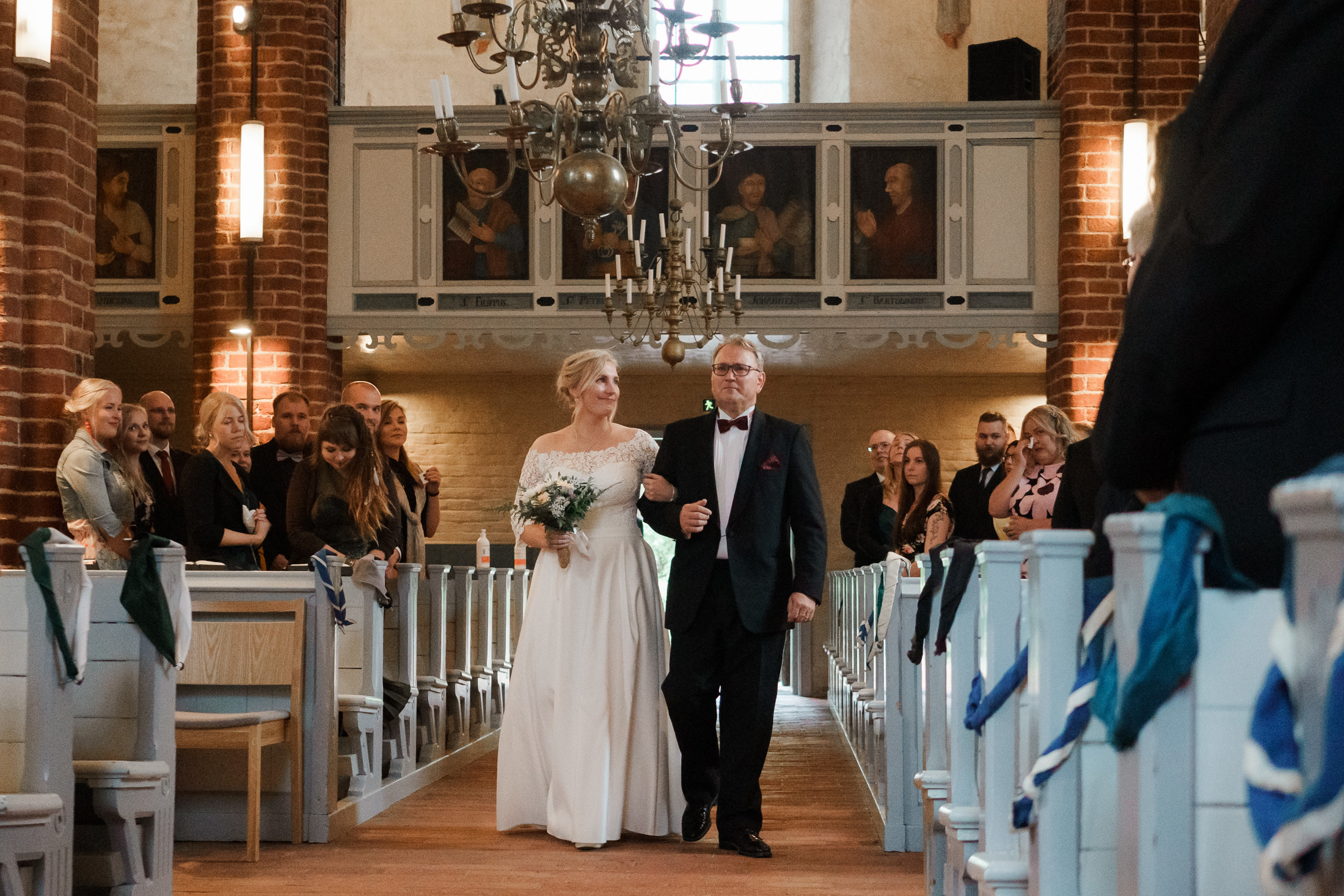 Anniina&Teemu, Pyhtään kirkonkylä, hääkuvaaja Kotka