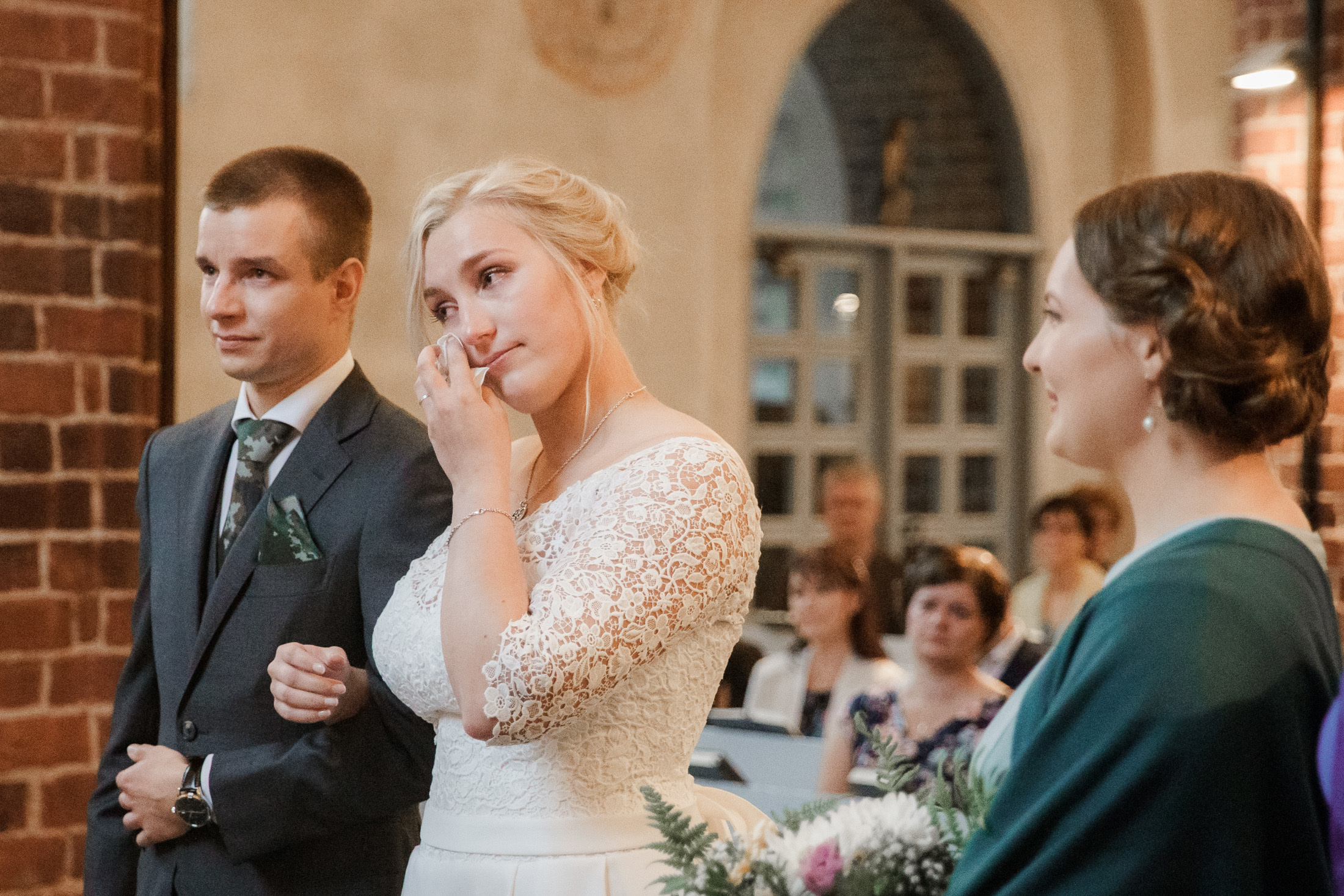 Anniina&Teemu, Pyhtään kirkonkylä, hääkuvaaja Kotka
