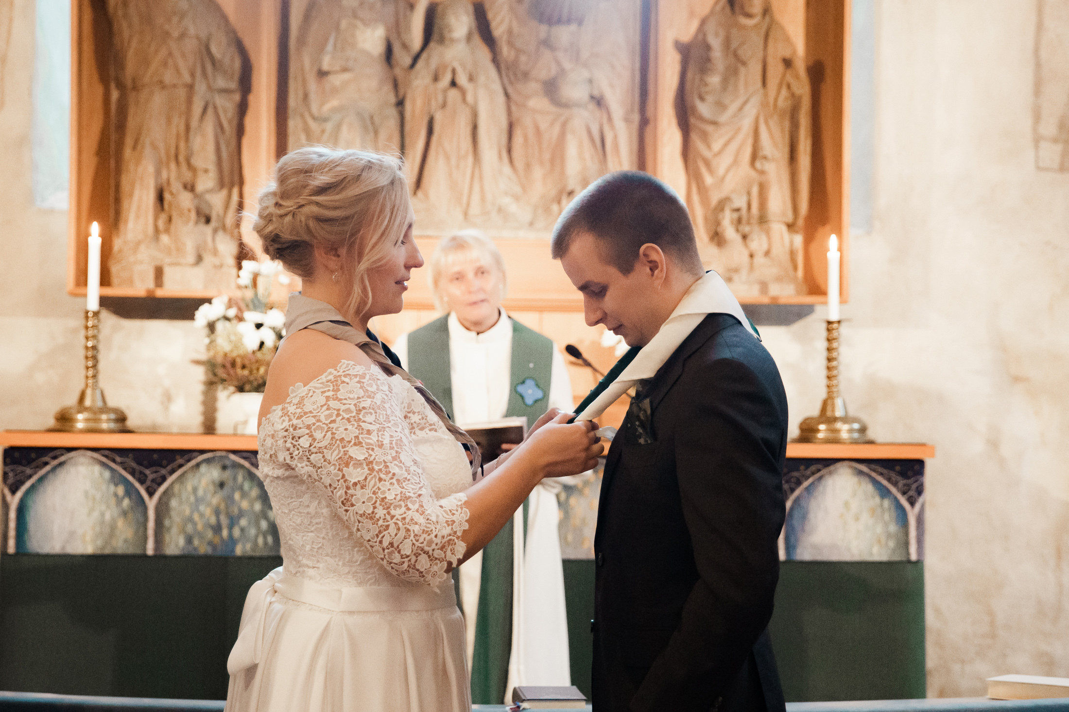 Anniina&Teemu, Pyhtään kirkonkylä, hääkuvaaja Kotka