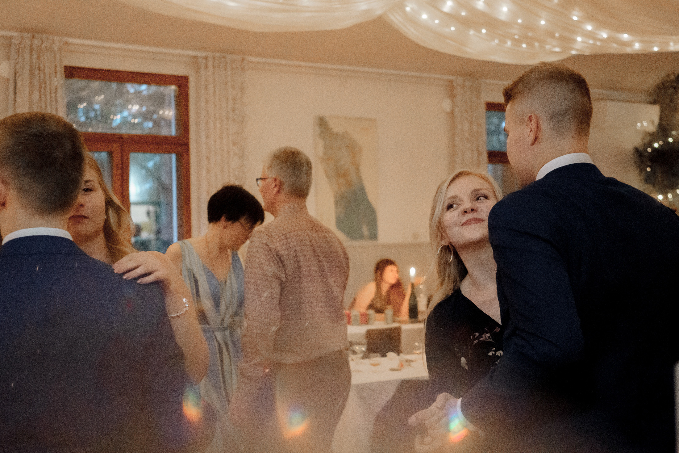 Anniina&Teemu, Pyhtään kirkonkylä, hääkuvaaja Kotka