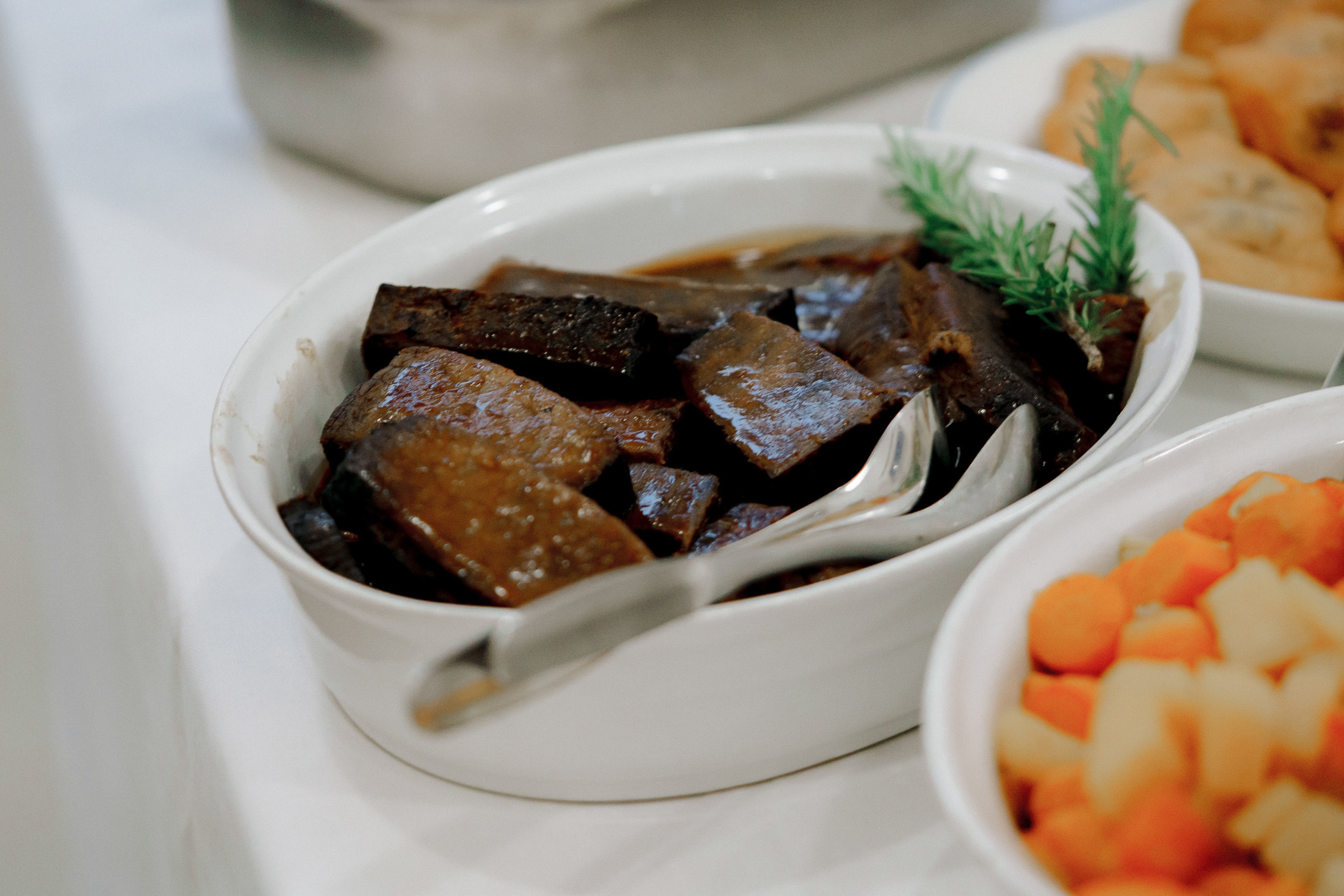 Anniina&Teemu, Pyhtään kirkonkylä, hääkuvaaja Kotka