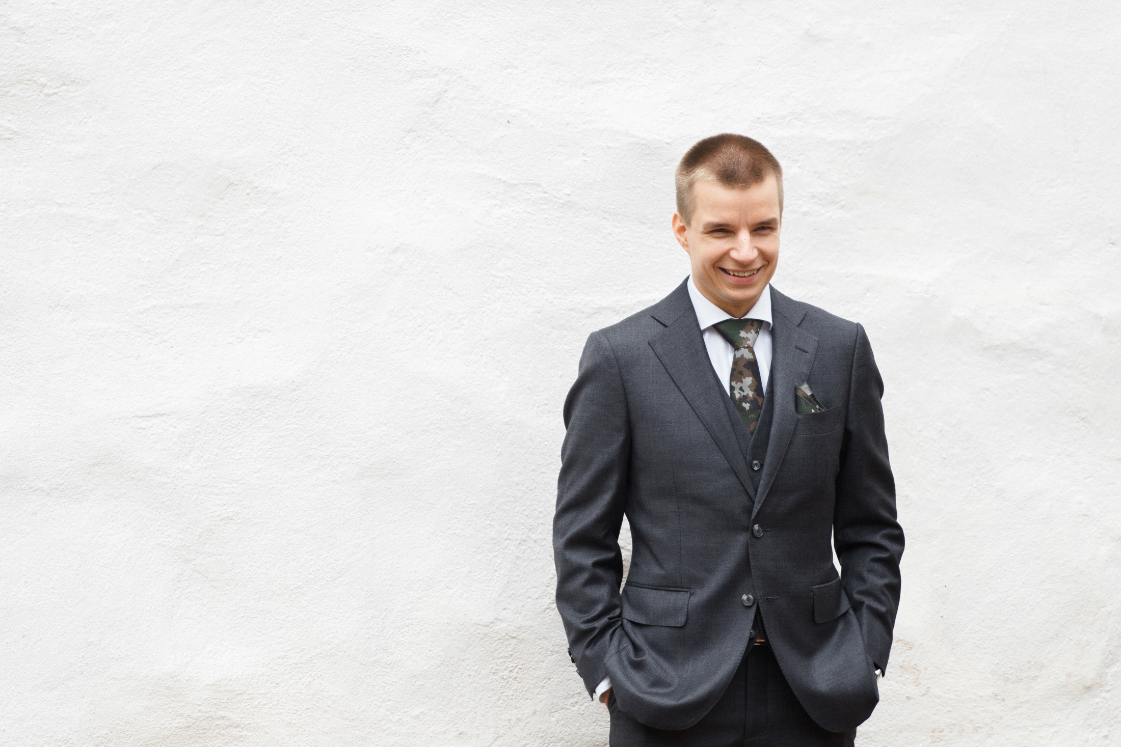 Anniina&Teemu, Pyhtään kirkonkylä, hääkuvaaja Kotka