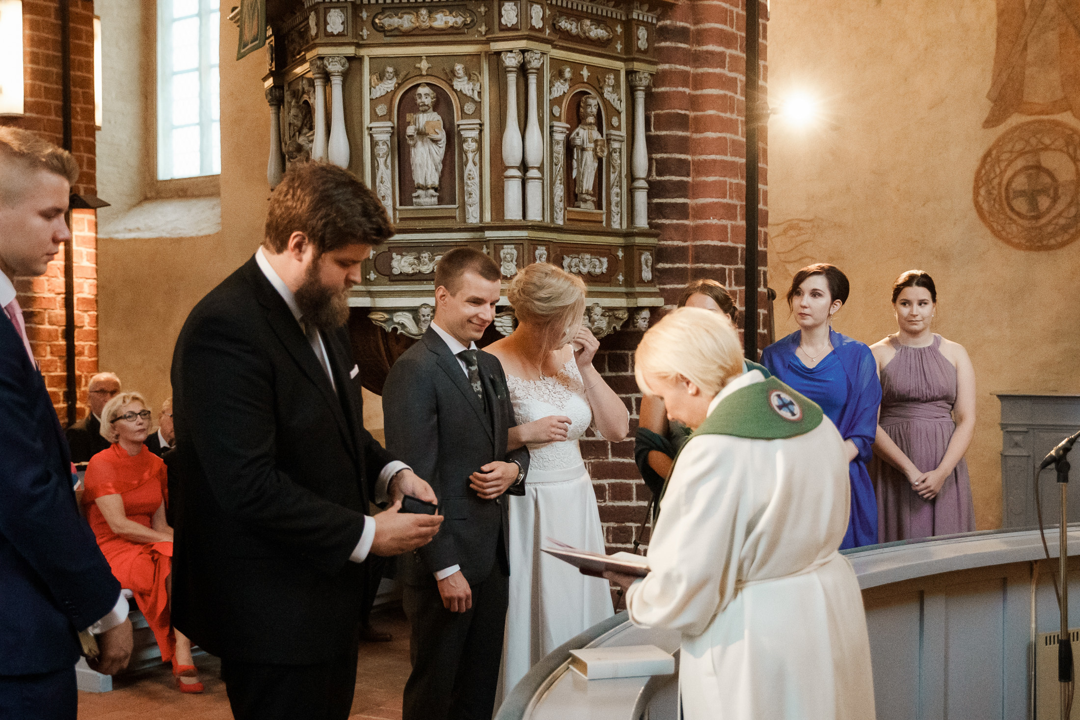 Anniina&Teemu, Pyhtään kirkonkylä, hääkuvaaja Kotka