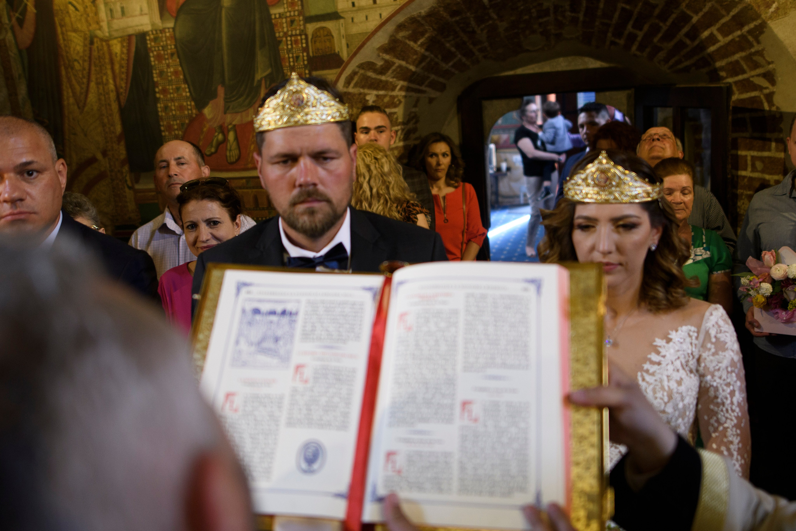 Fotografii de nunta Onesti. MDimaFotoStudio. Fotograf de nuntă, evenimente private și de familie