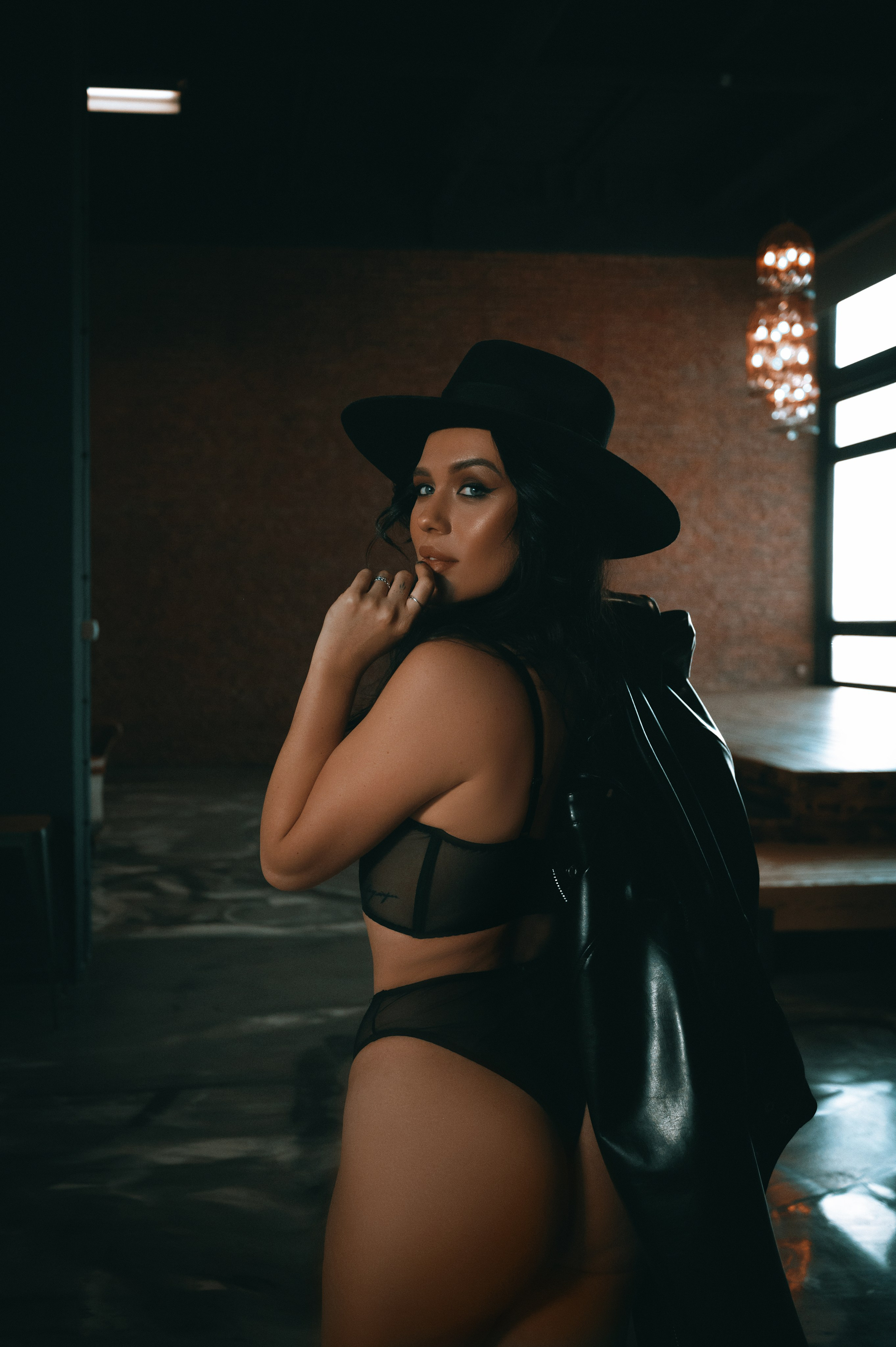 Lena. ANNA-MARIA PHOTO CONTENT CREATOR — photographer, aesthete, artist, and visual expert for Instagram in Prague