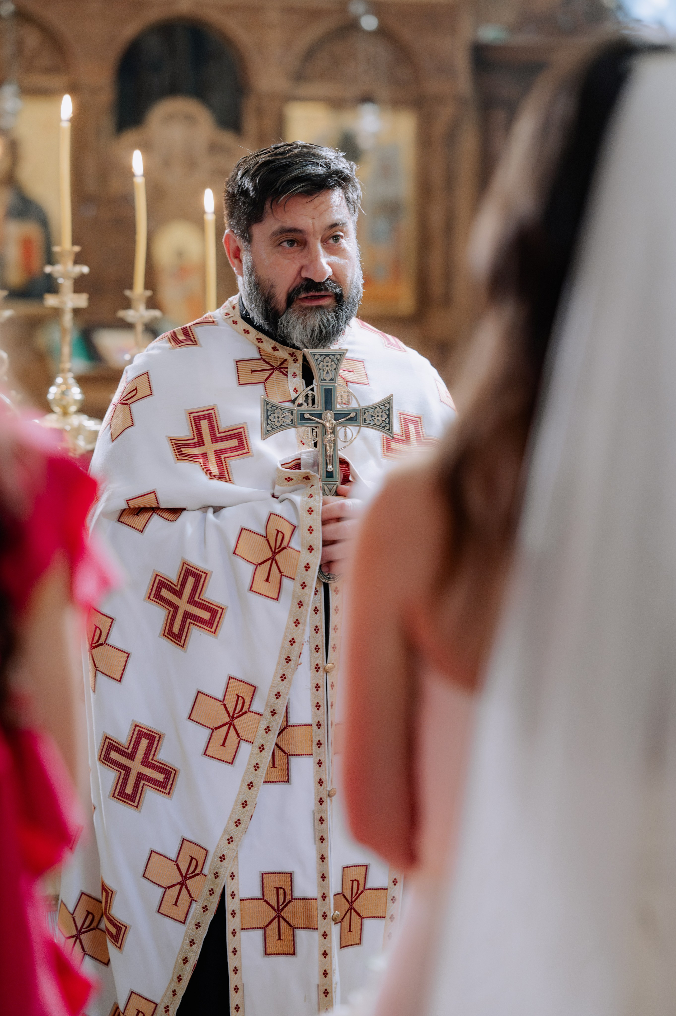 Cununie civila in aer liber , artificii de zi colorate , decor nunta , nunta la Hotel Traian. Proud Vision Weddings | Wedding Photography & Film — Servicii profesionale Foto Video Nunta Iasi