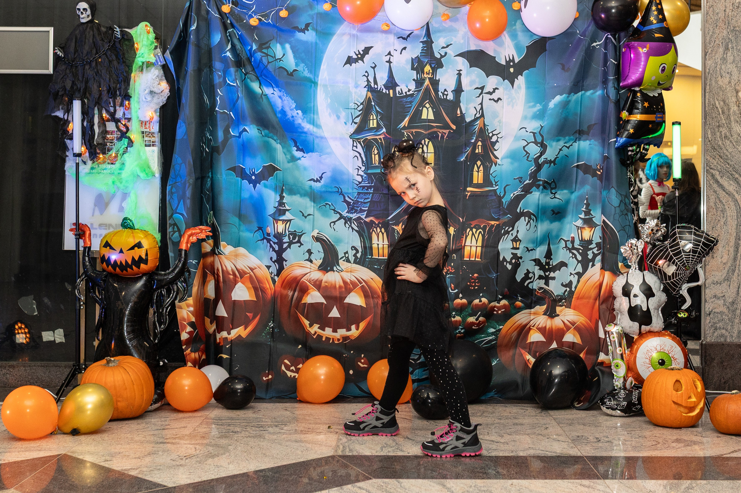 Leo dance studio Helloween 2025. Семейный и детский фотограф в Варшаве Мила Бобровская