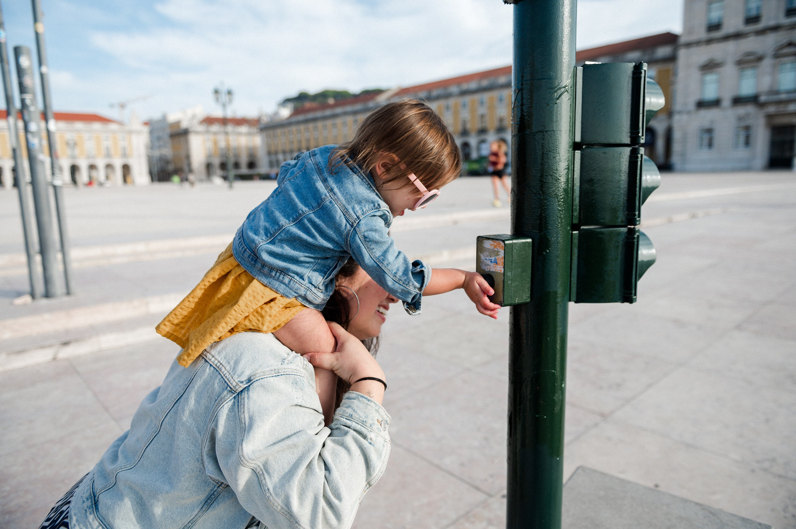capture your family memories in Lisbon