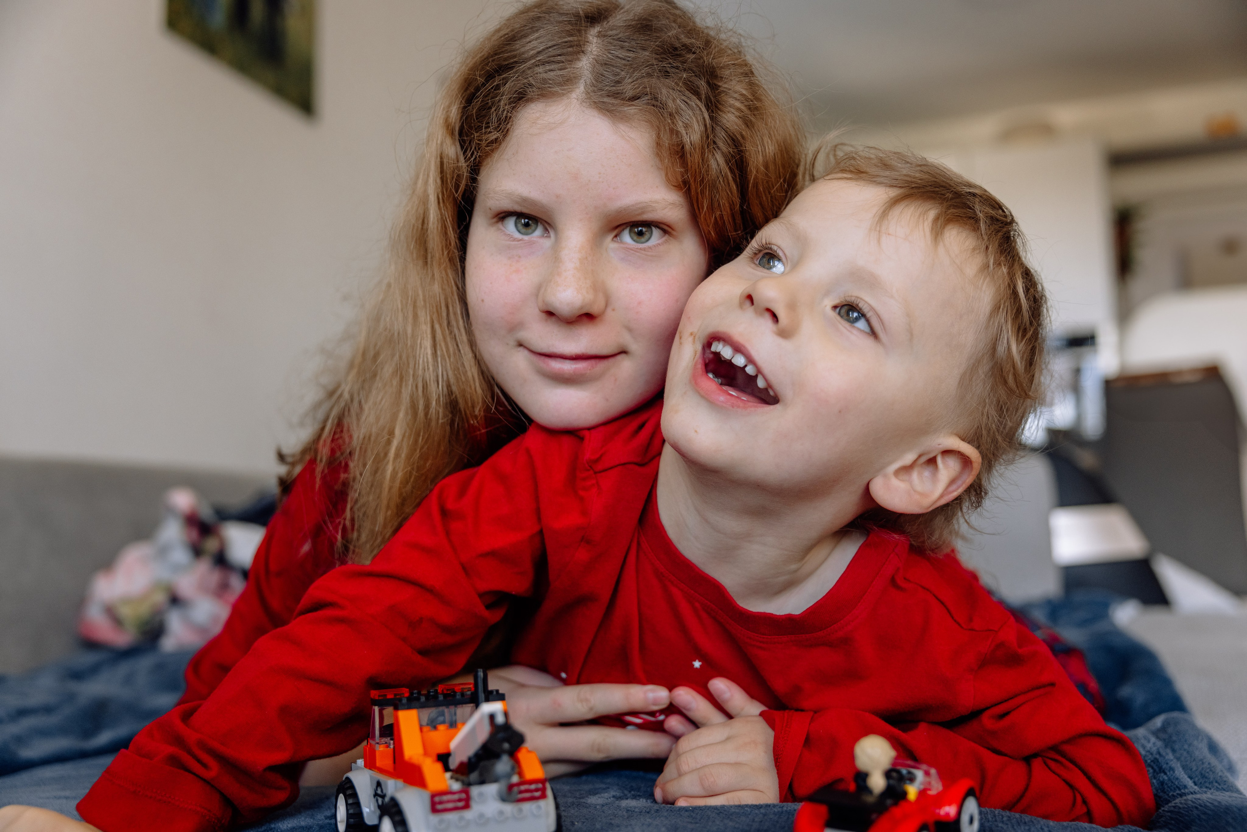 Weihnachten Zuhause mit Kindern. Hochzeitsfotograf München Taufe Familienfotograf Tanja Mauke