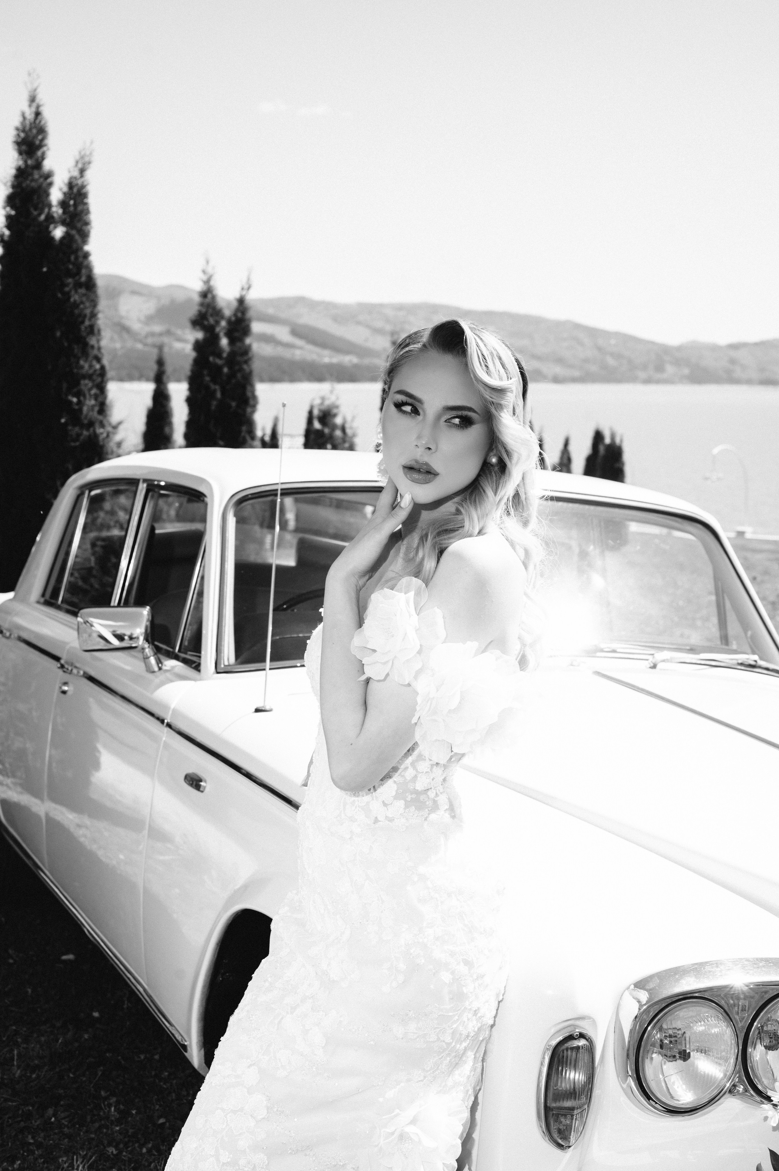 Cristina – Ședință foto editorială cu vibe fashion. Valentin Melen — wedding photographer