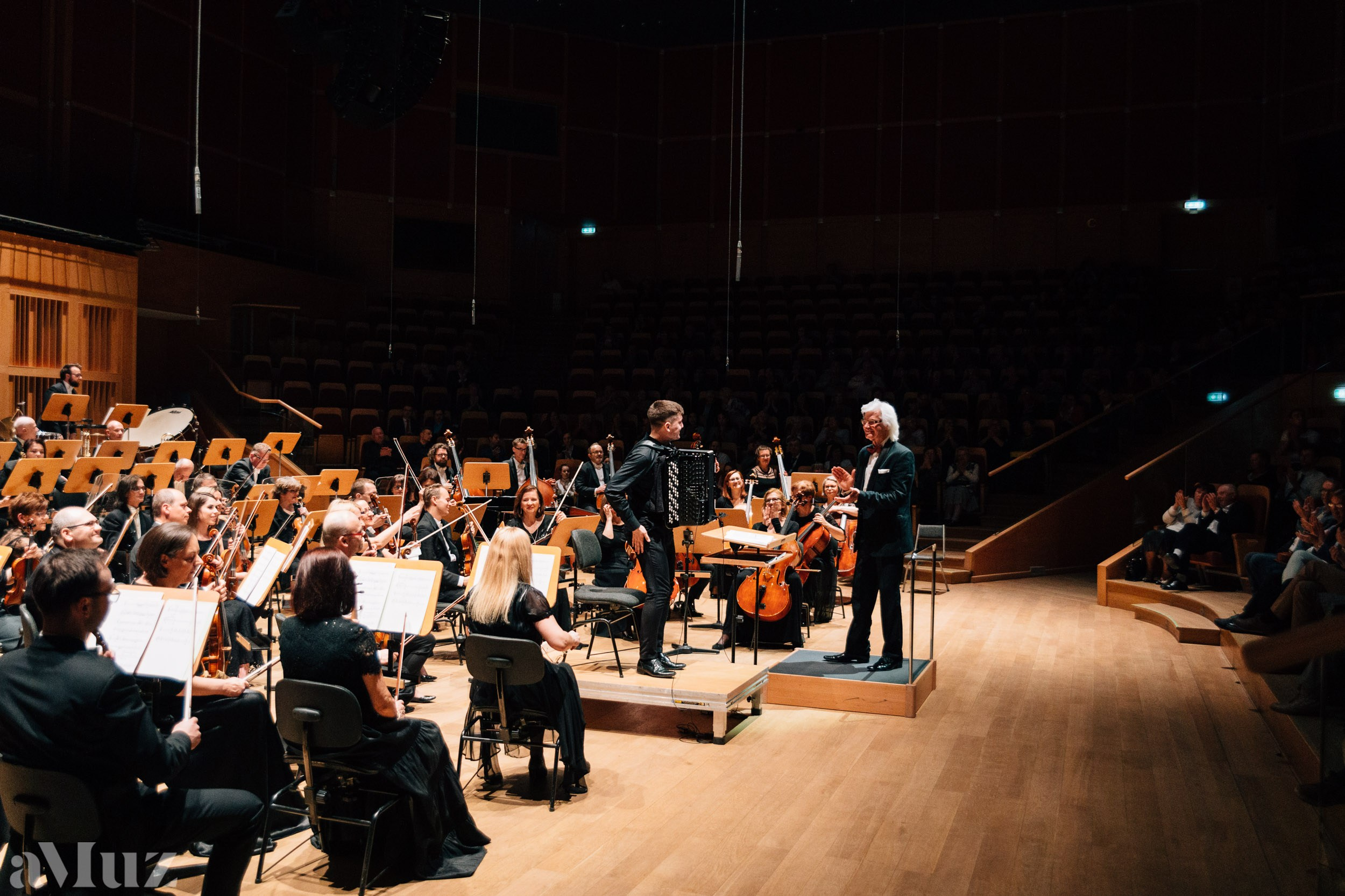 Filharmonia Bałtycka. Fotograf Ślubny Warszawa - Sesje Biznesowe Rodzinne Eventy