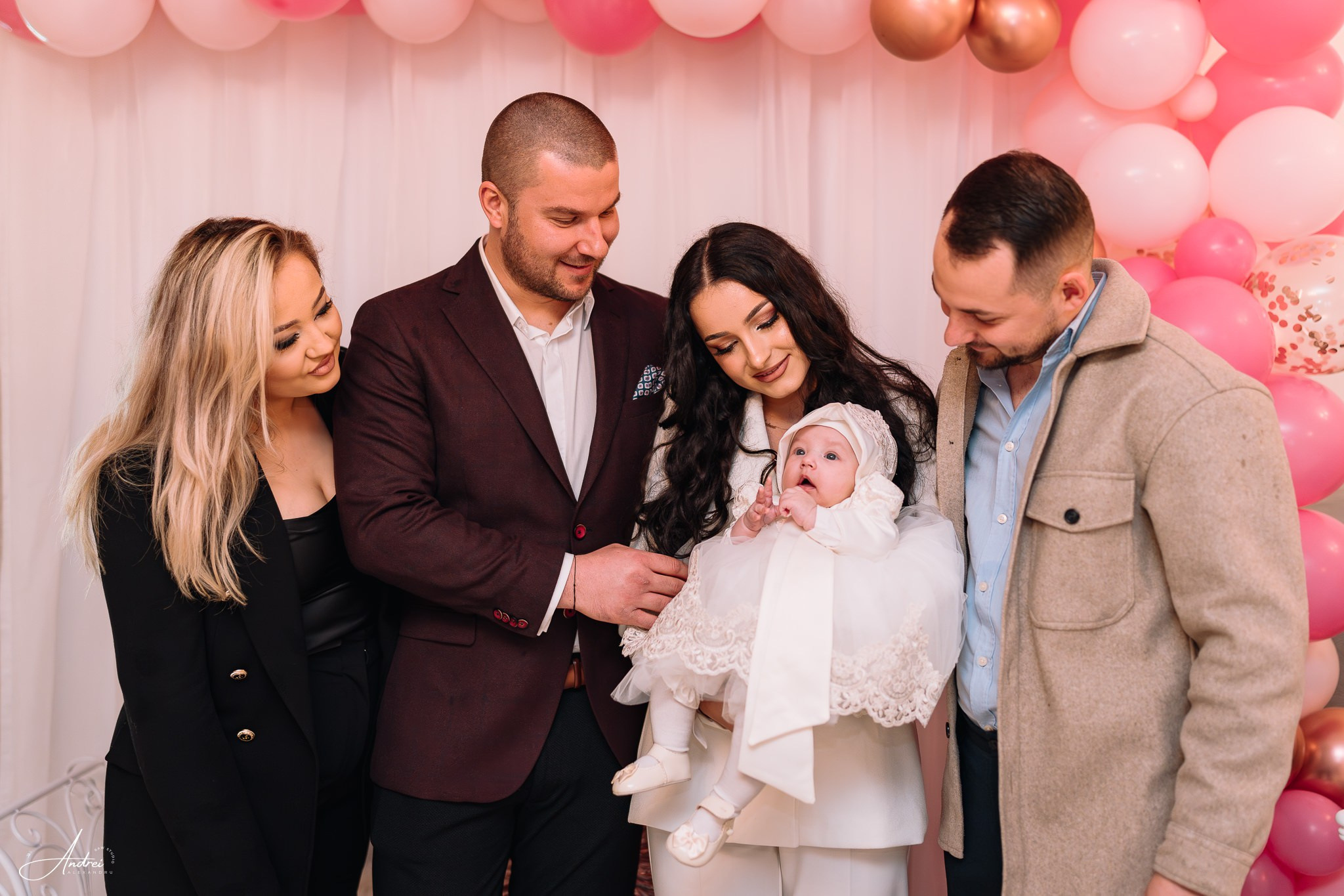 Eva Ioana. Raw Studio. Fotograful tau de nunta!