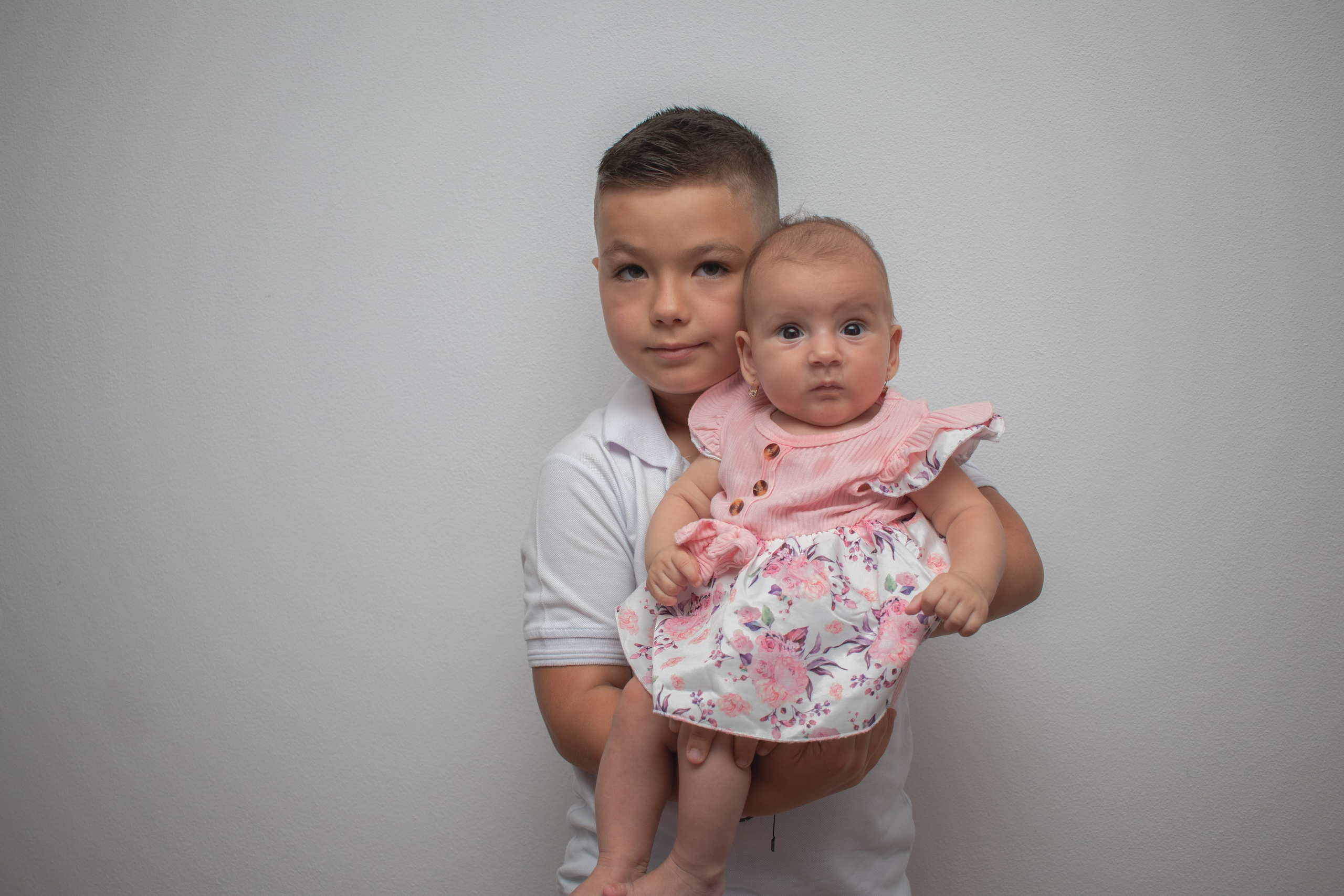 Ariana. Fotograf si videograf — evenimente si studio