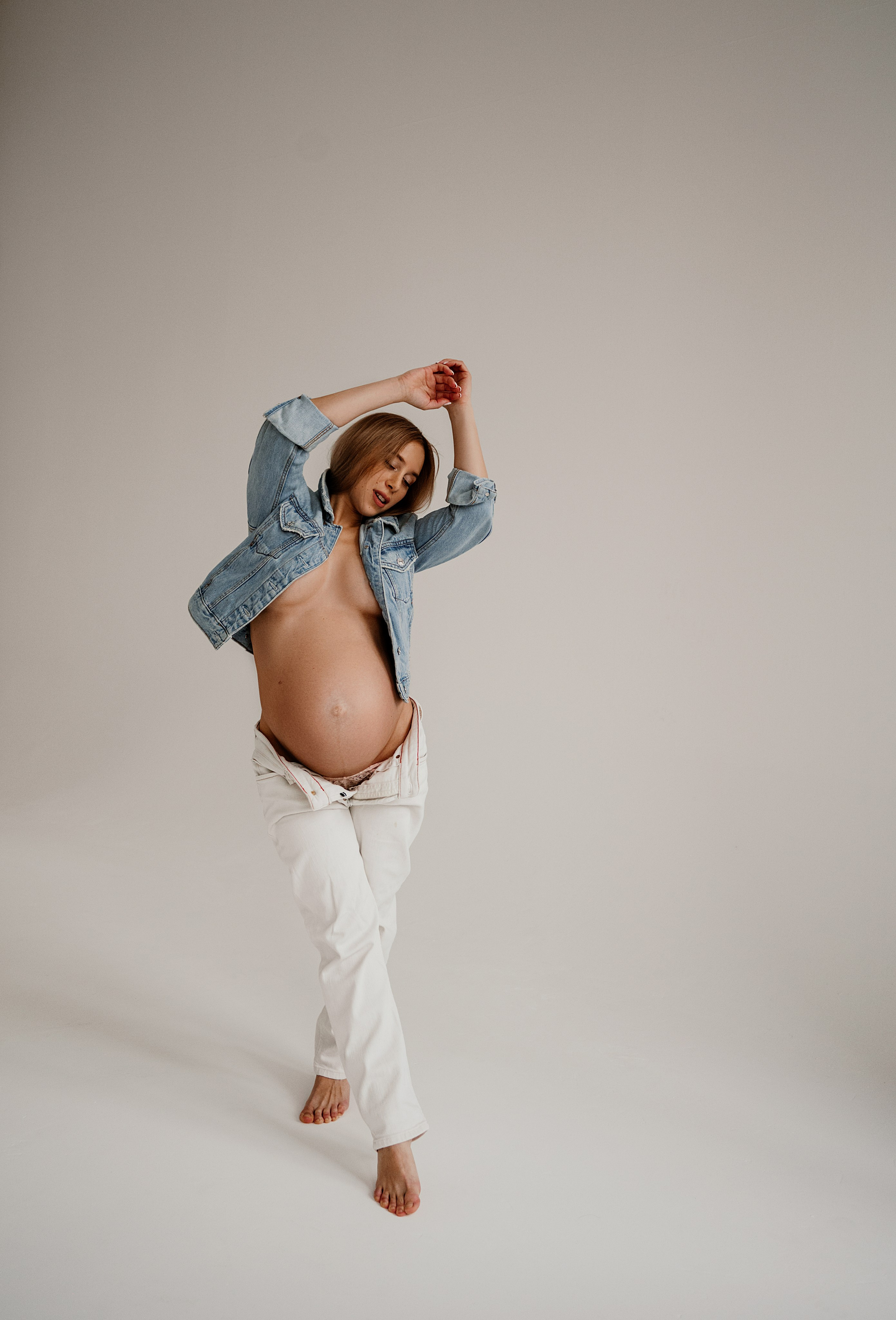 Jonas & Anja. ANNA-MARIA PHOTO CONTENT CREATOR — photographer, aesthete, artist, and visual expert for Instagram in Prague