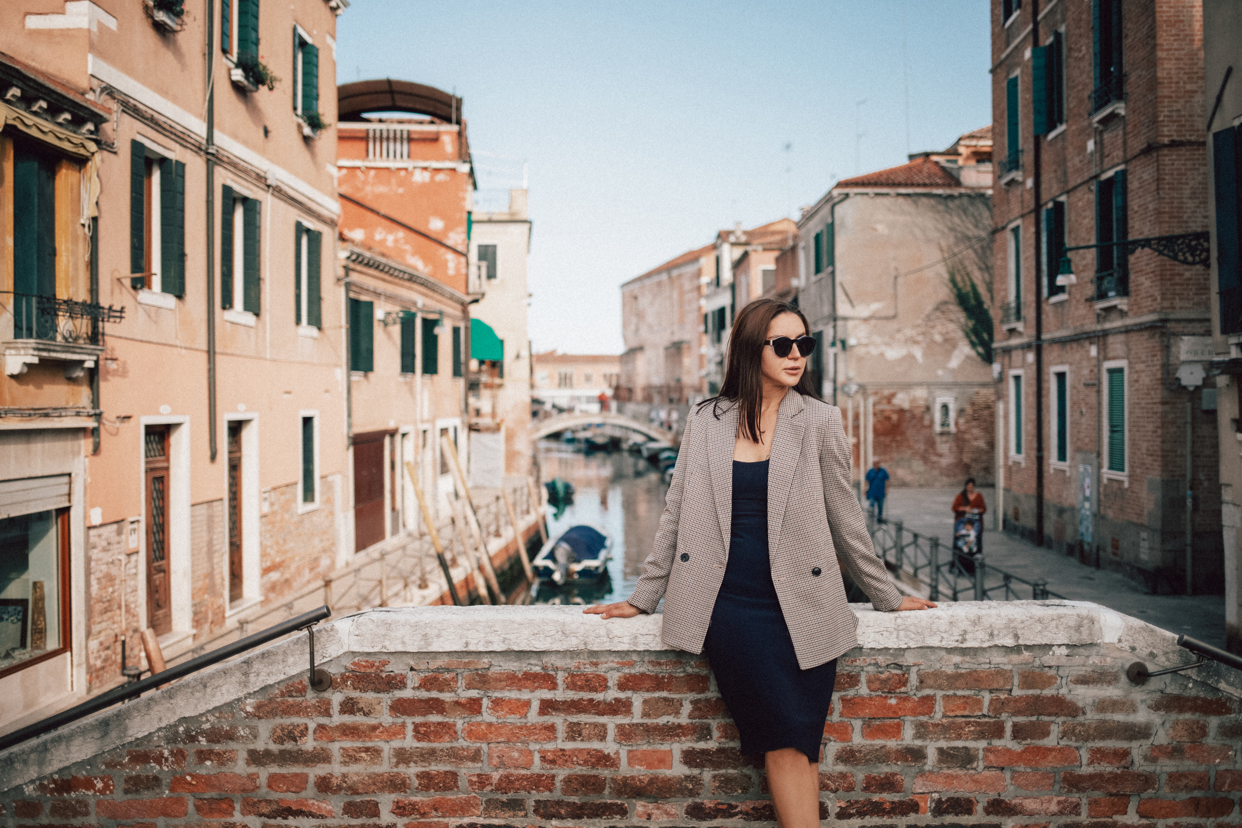 Photo session on a water taxi. Photographer in Venice, Viktoria Antonova