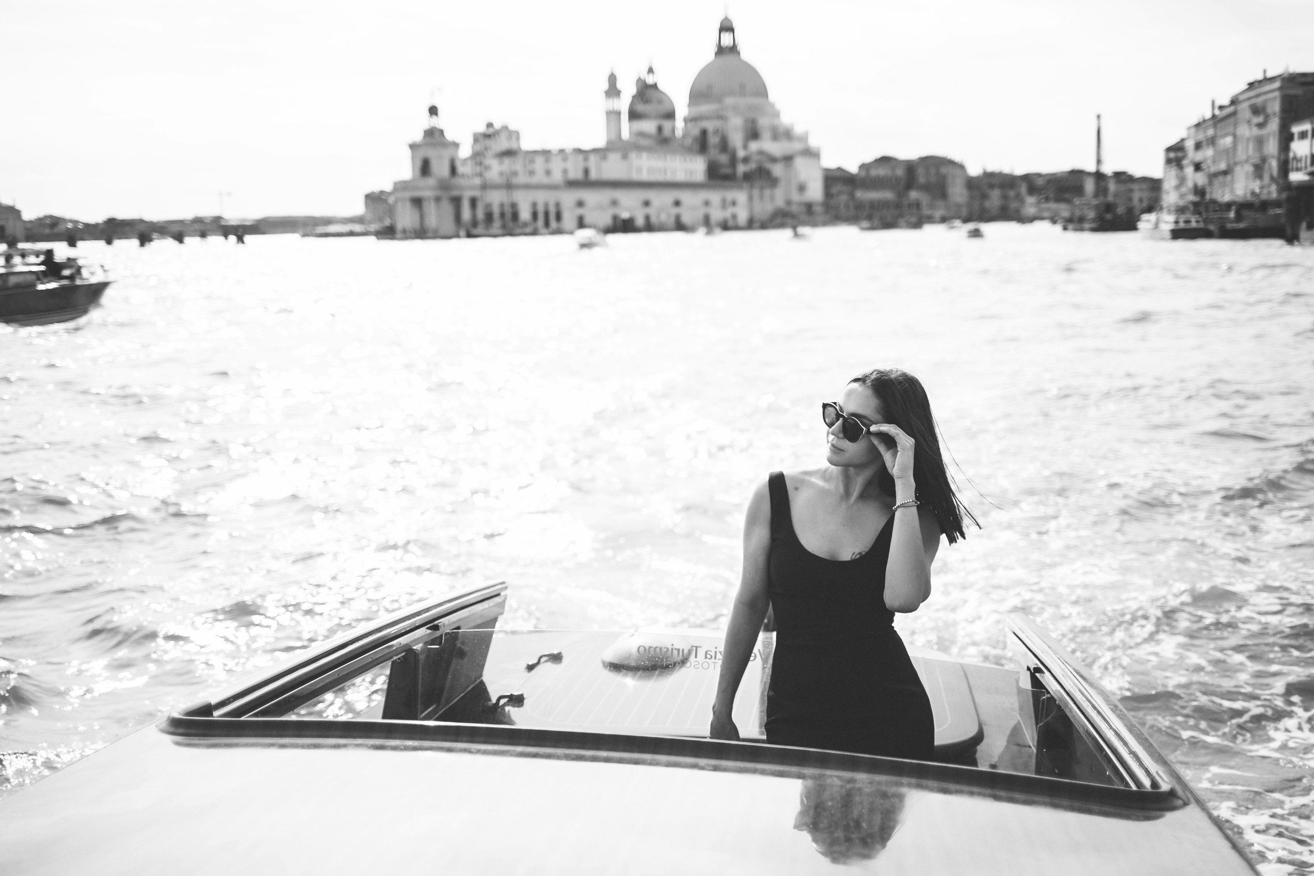 Photo session on a water taxi. Photographer in Venice, Viktoria Antonova