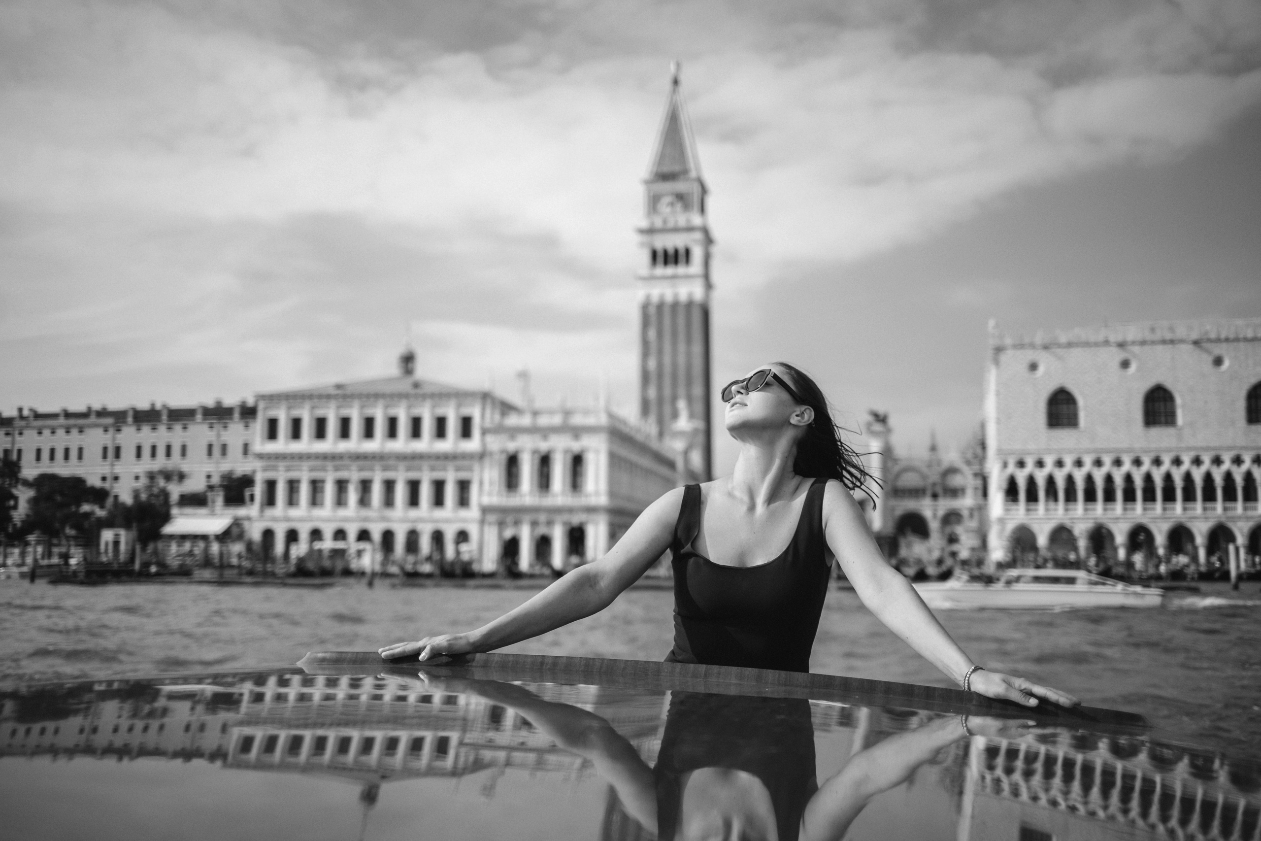 Photo session on a water taxi. Photographer in Venice, Viktoria Antonova