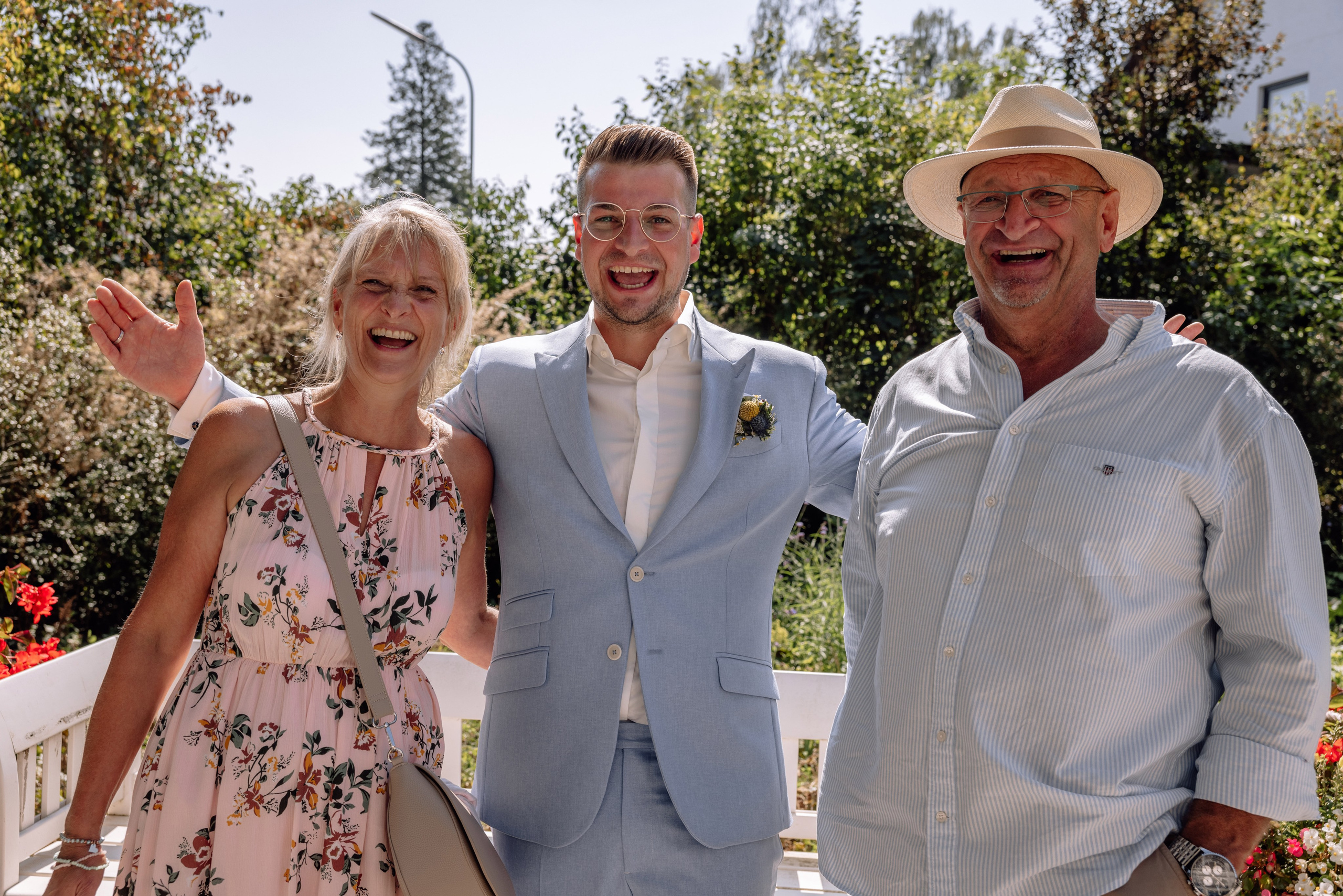 Gilching: Vanessa und Maxi. Hochzeitsfotograf München Taufe Familienfotograf Tanja Mauke