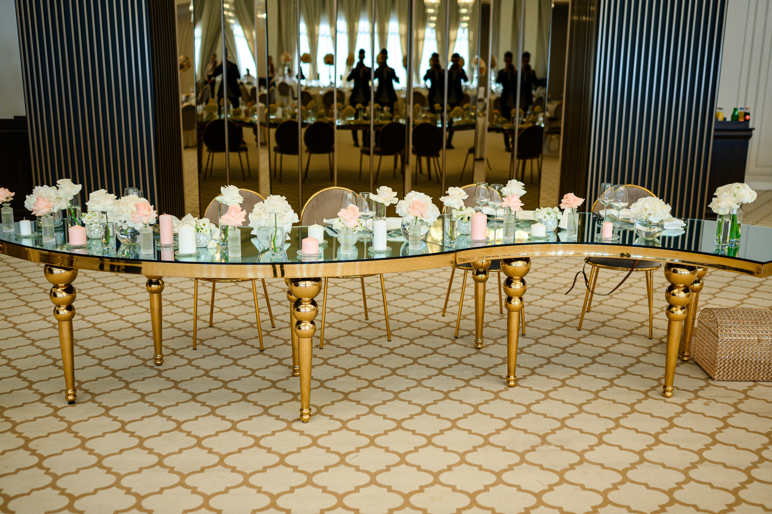 Madalina & Ovidiu. Mugurel Olteanu Fotograf