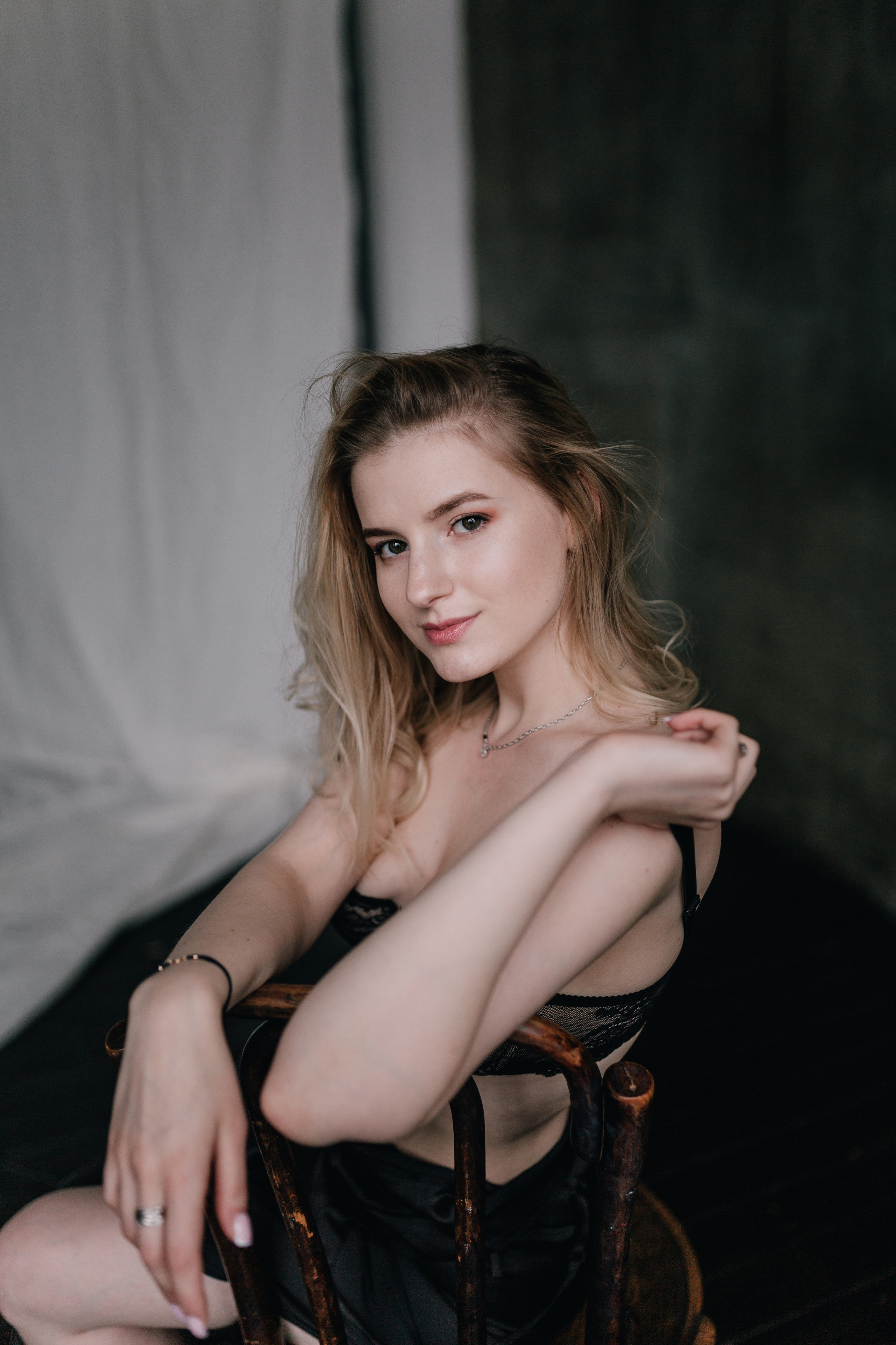 Ann studio photoshoot. Photographer Rouen, France