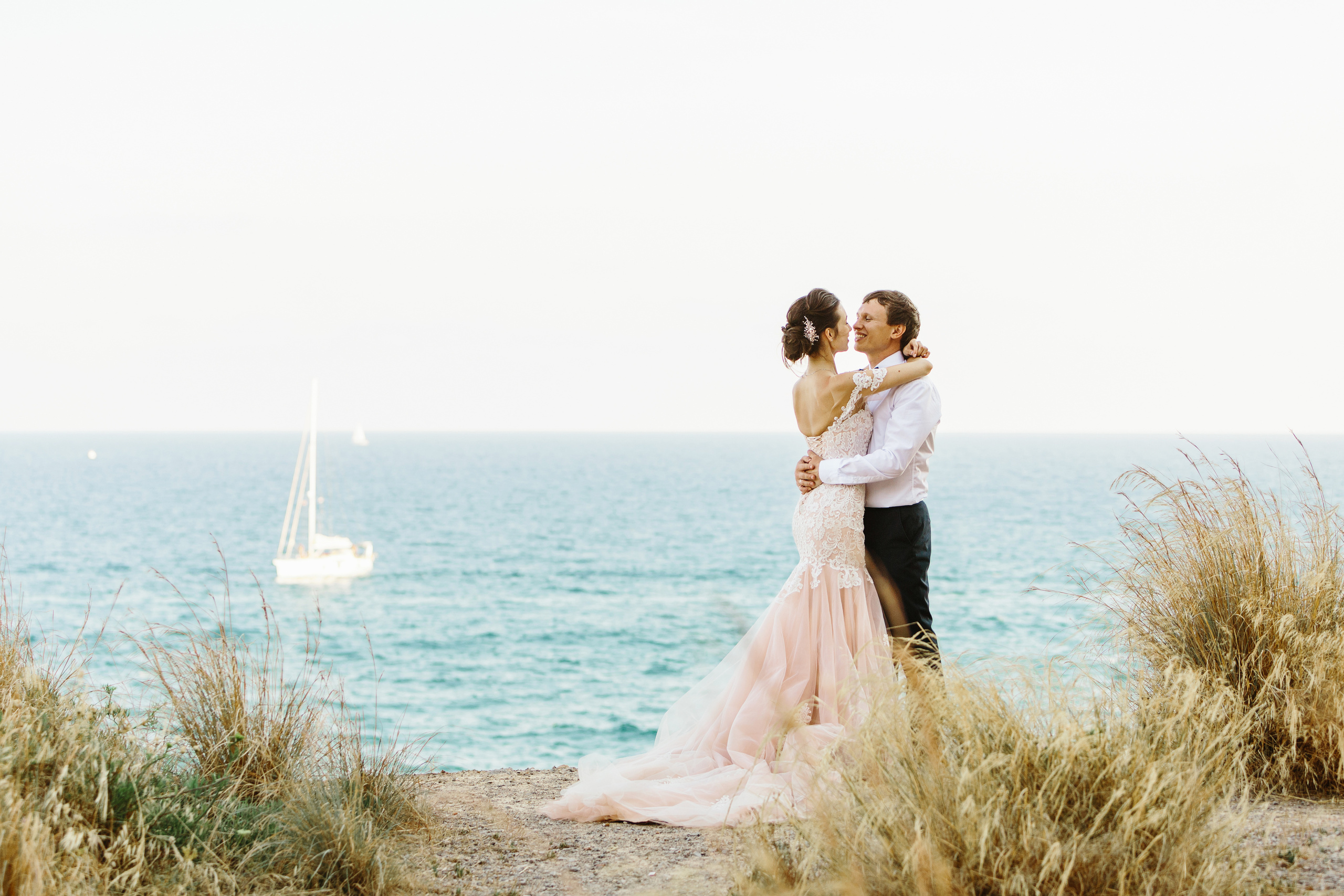 Yulia & Arkadiy. Destination photographer in Barcelona, Spain, Europe, Worldwide - Andr