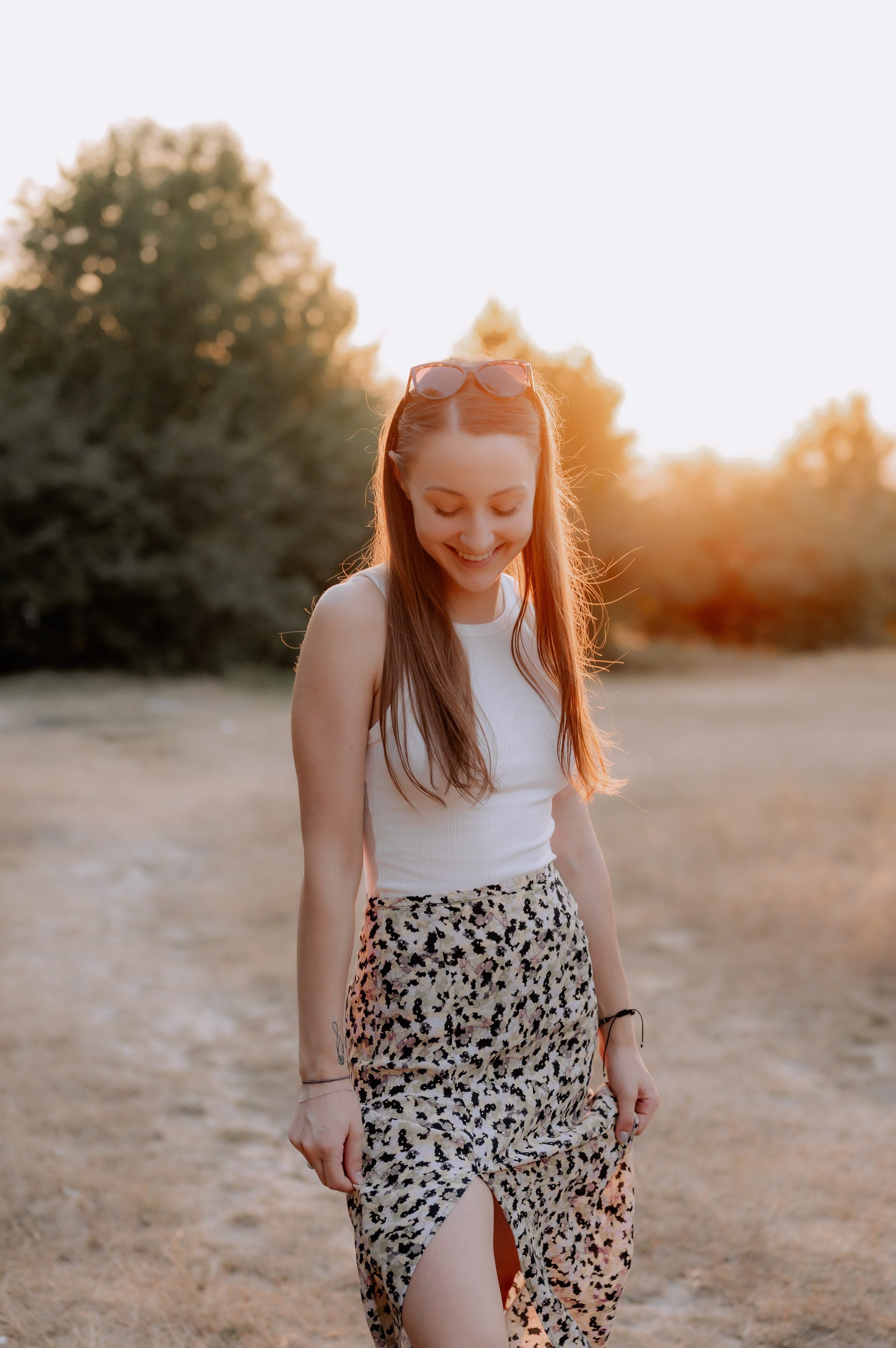 Sedinta foto in natura la apus. Proud Vision Weddings | Wedding Photography & Film — Servicii profesionale Foto Video Nunta Iasi