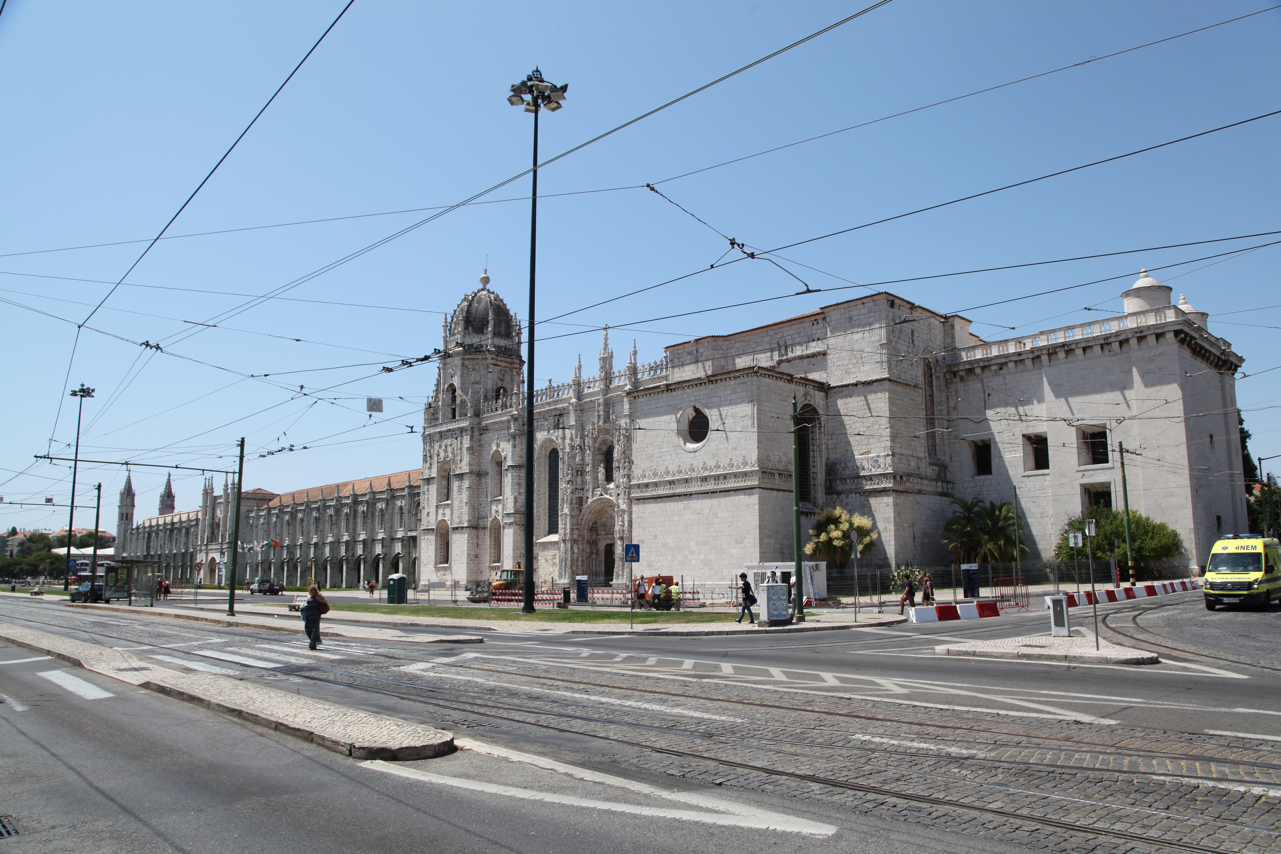 Le Portugal: Un Premier Voyage Mémorable en Couple. Photographe de mariage à Toulouse