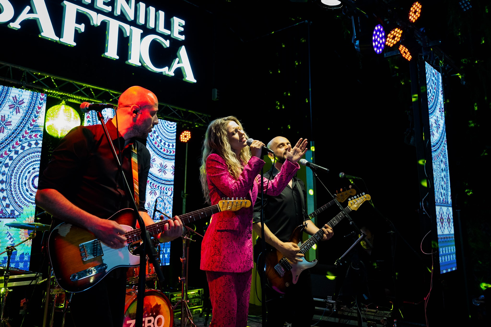 Nunta Ema si Valentin la Domeniile Saftica - Fotograf nunta Bucuresti. Fotograf nunta Bucuresti - Manu Ivanciu