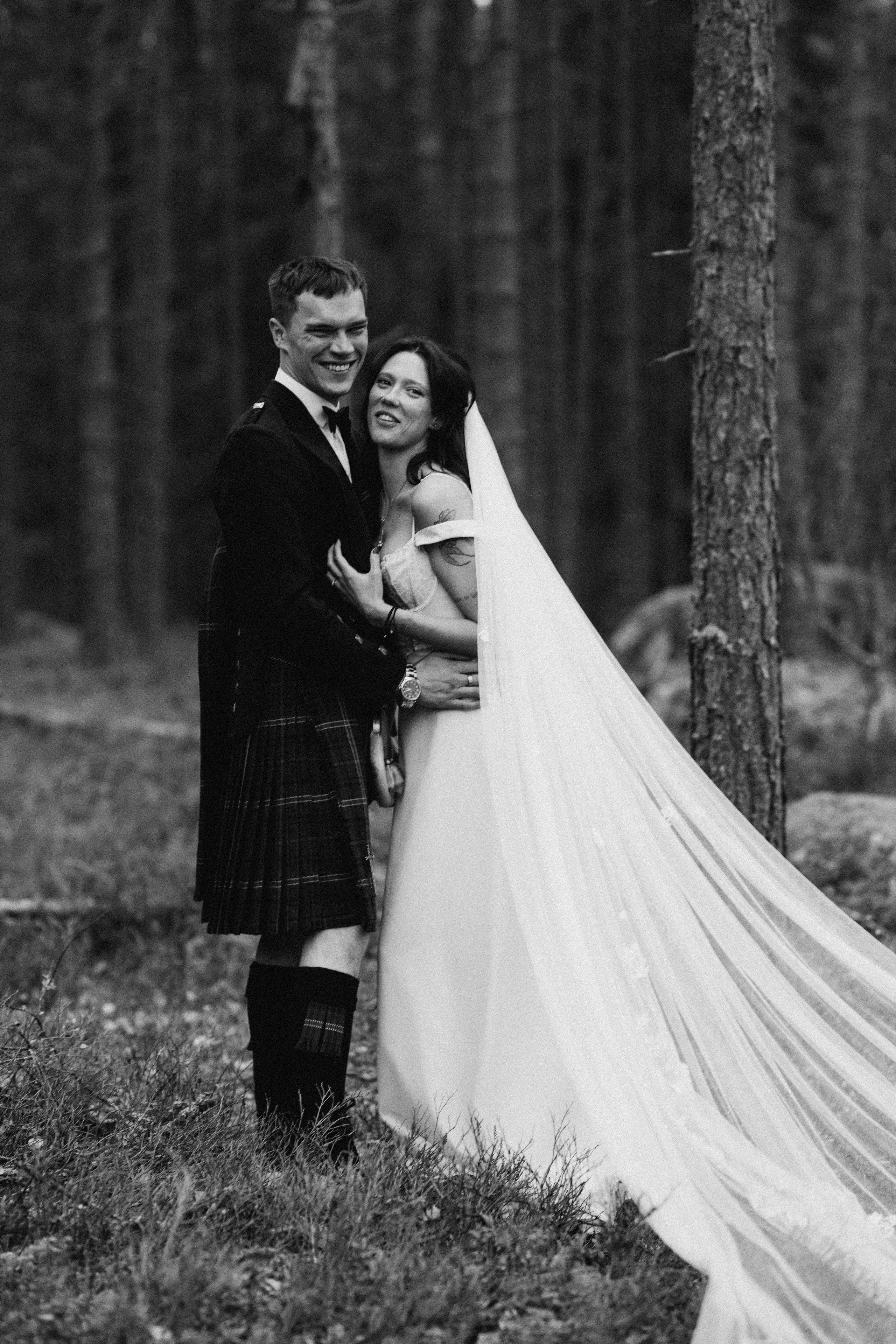 Venla & Kerr. Wedding and portrait photographer in Helsinki Vickan O