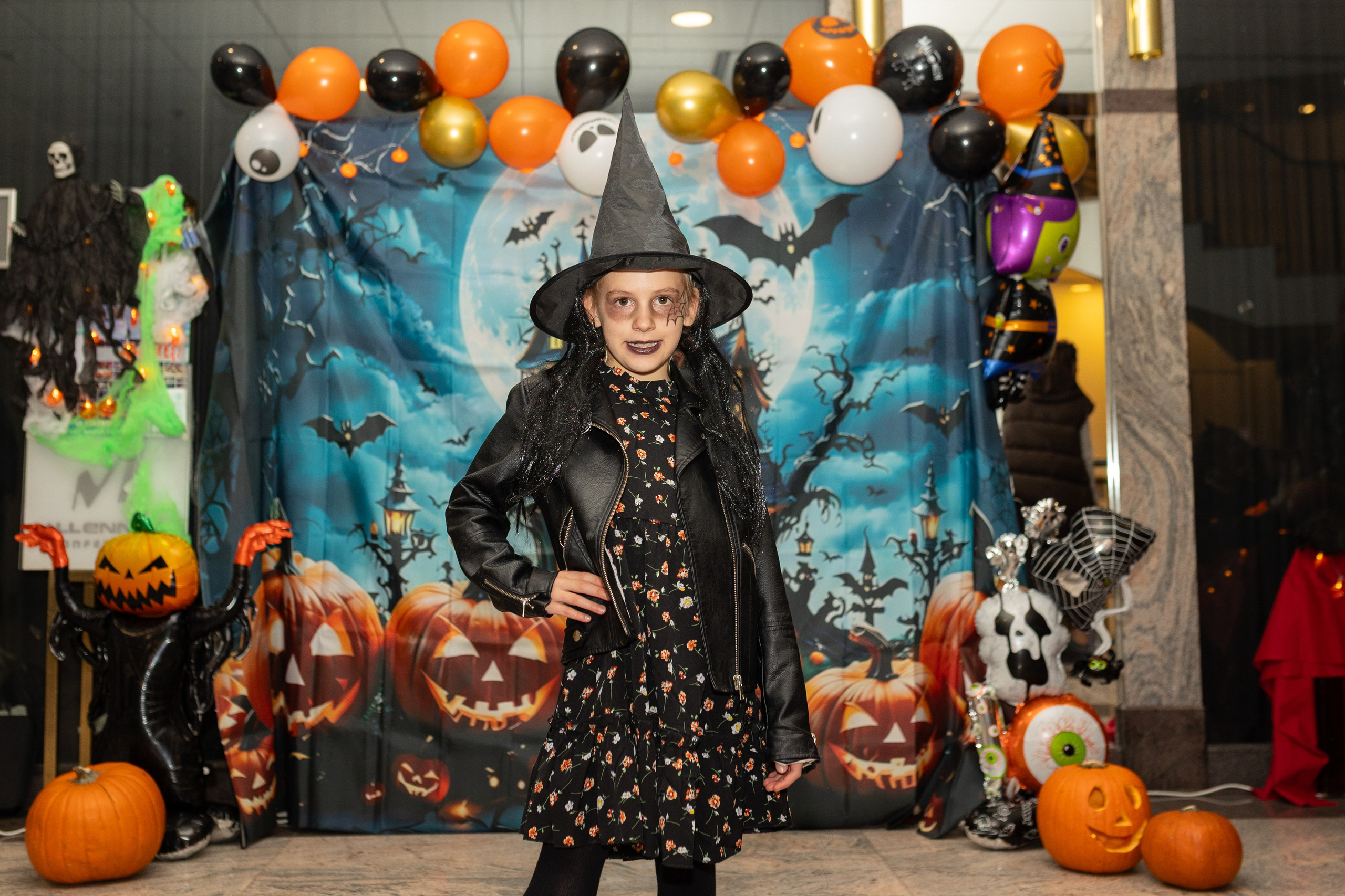 Leo dance studio Helloween 2025. Семейный и детский фотограф в Варшаве Мила Бобровская