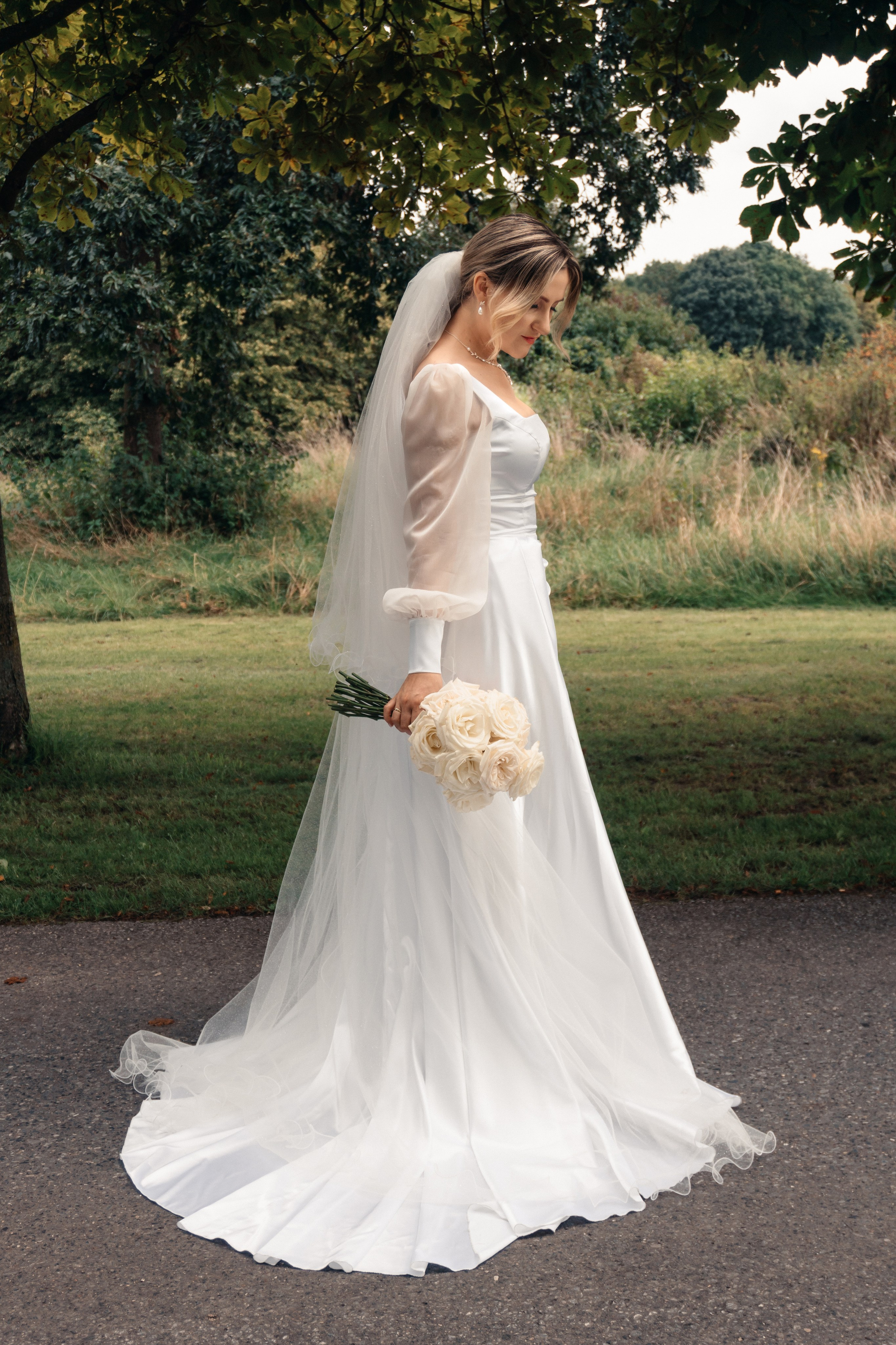 D & M im Restaurant Elfrather Mühle. Hochzeitsfotograf für Moers, Niederrhein, Düsseldorf, NRW und Deutschland