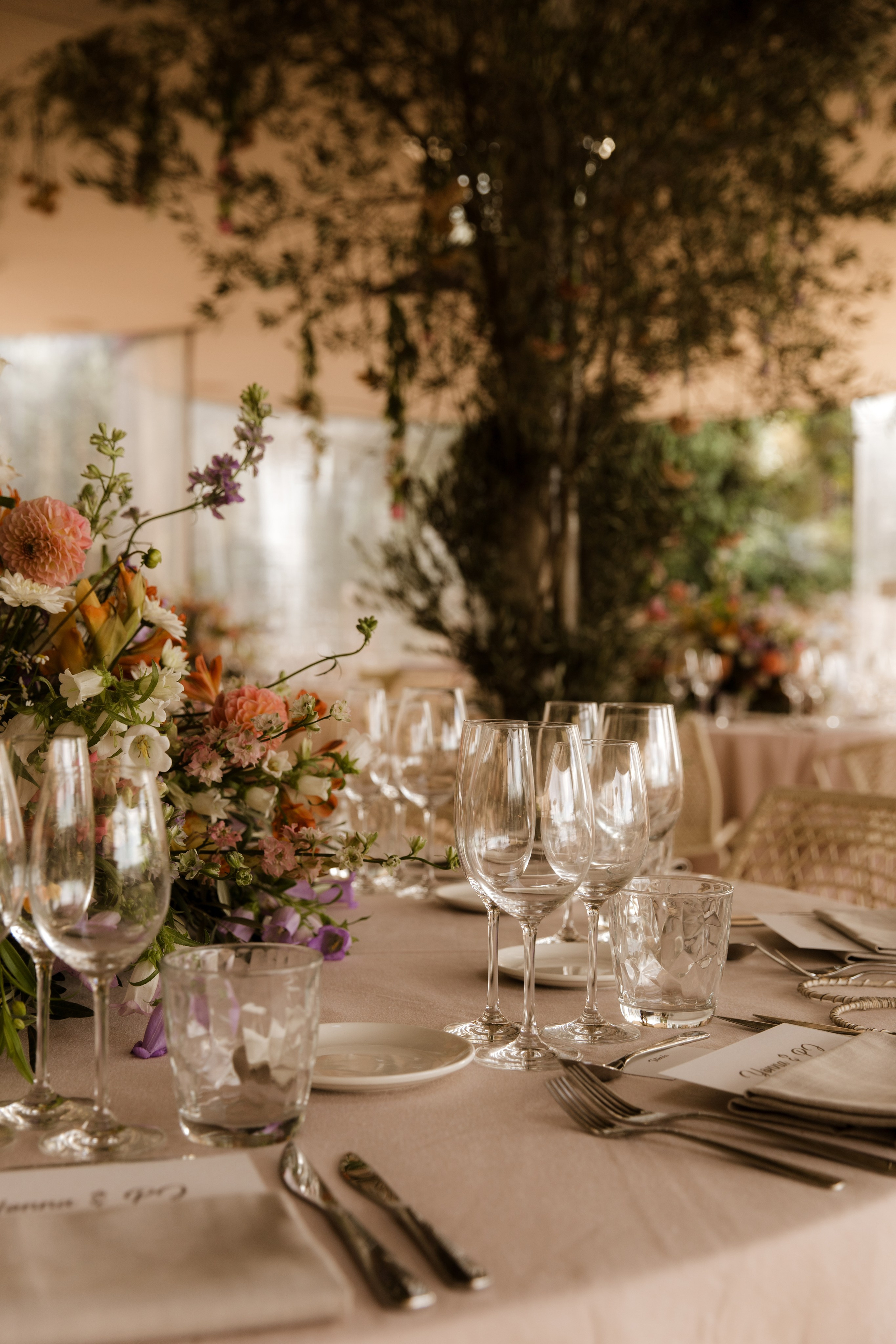 PJ & Yonna. Hotel Castell d’Emporda. Paola wedding photographer / videographer in Barcelona