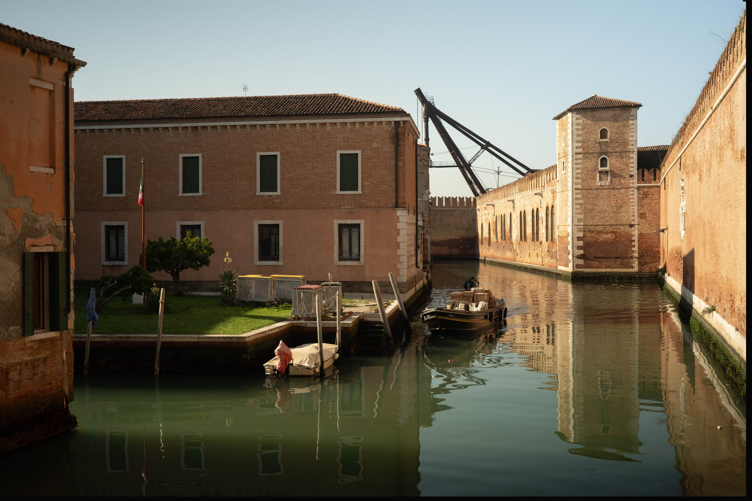 Benetki 2024. Fotografinja in videografinja Mariia Bortiakova iz Slovenije: fotografiranje dogodkov, portretov in snemanje videov po vsej Sloveniji