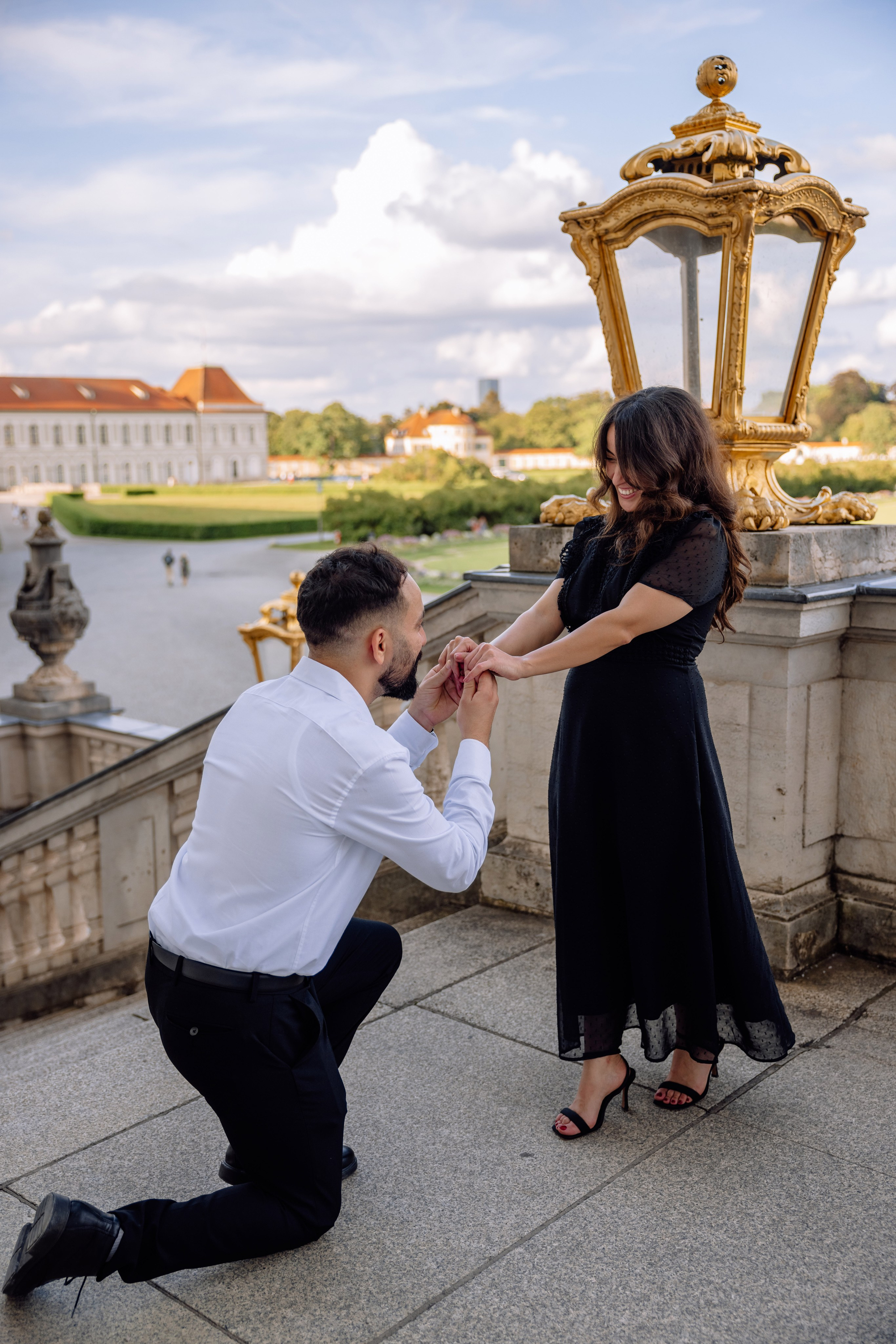 Antrag am Schloss Nymphenburg. Hochzeitsfotograf München Taufe Familienfotograf Tanja Mauke